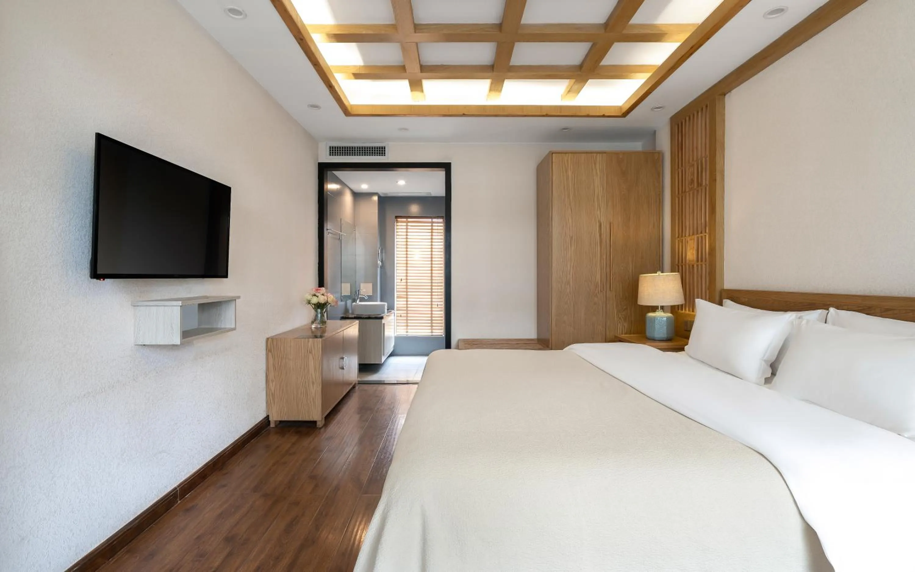 Photo of the whole room, Bed in Lijiang Gemmer Hotel