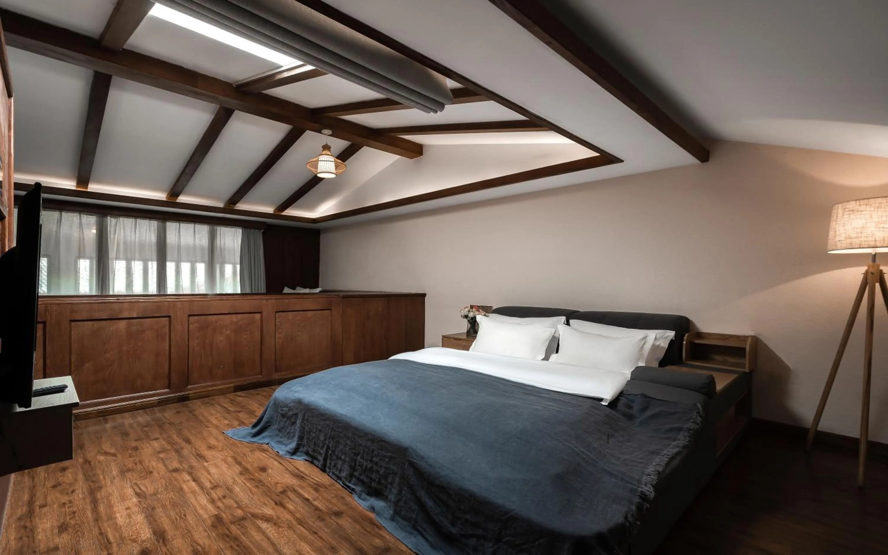 Bed in Lijiang Gemmer Hotel