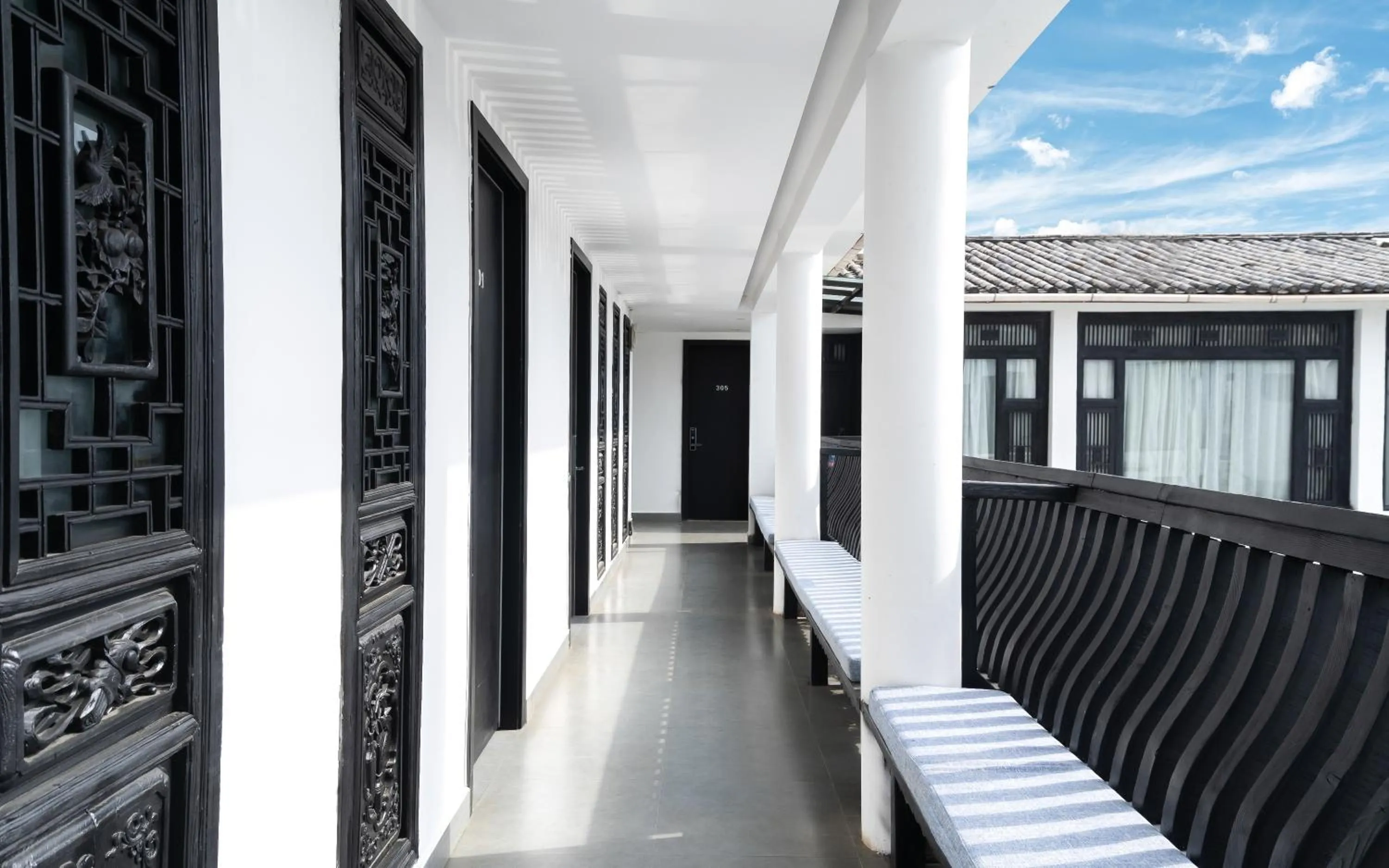 Balcony/Terrace in Lijiang Gemmer Hotel