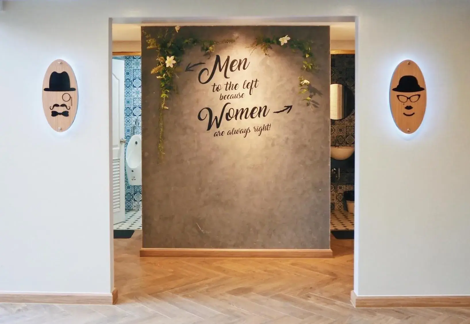 Facade/entrance in Baan Noppadol Facade/entrance in Baan Noppadol