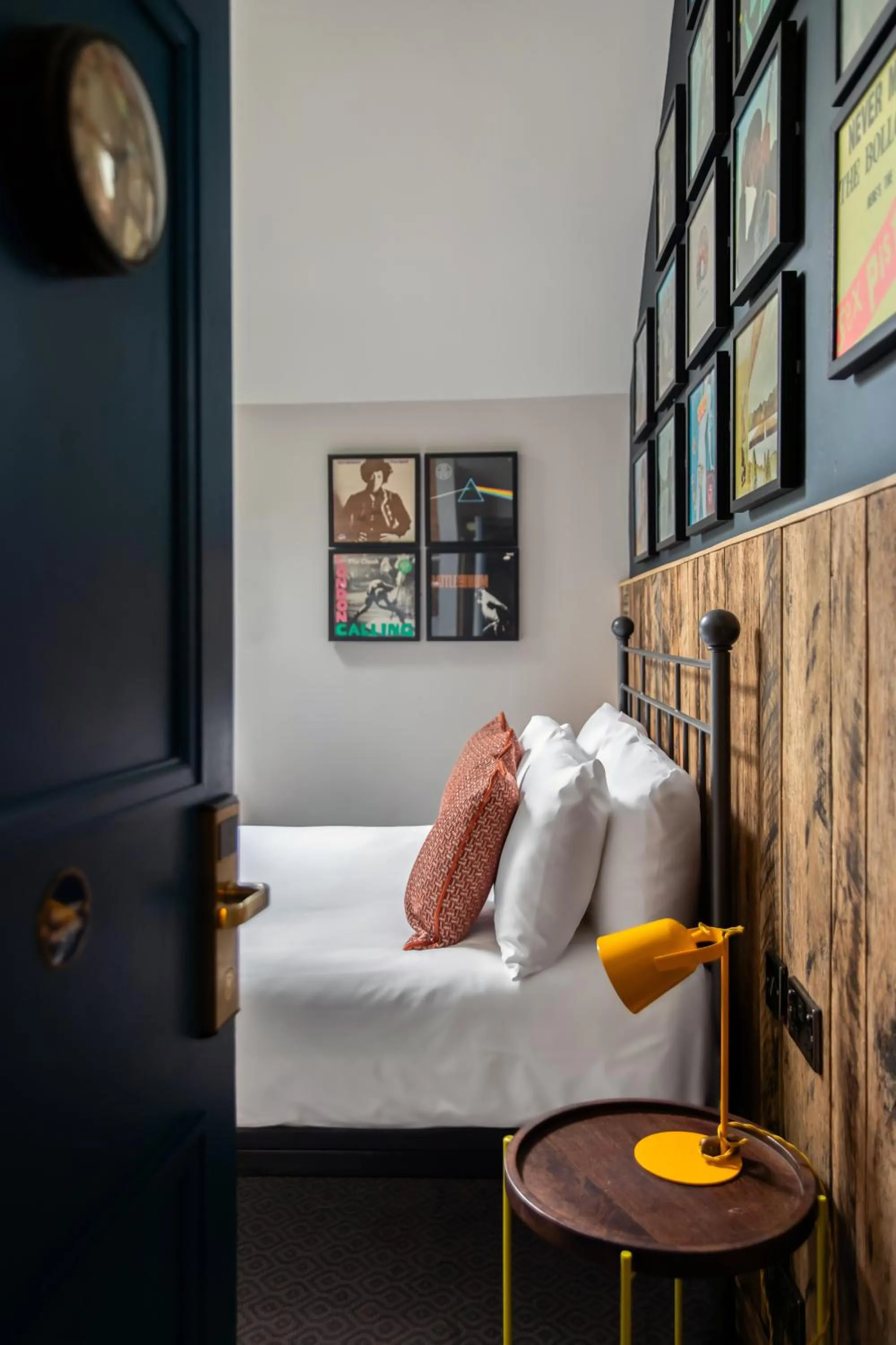 Decorative detail in The Pilot Inn