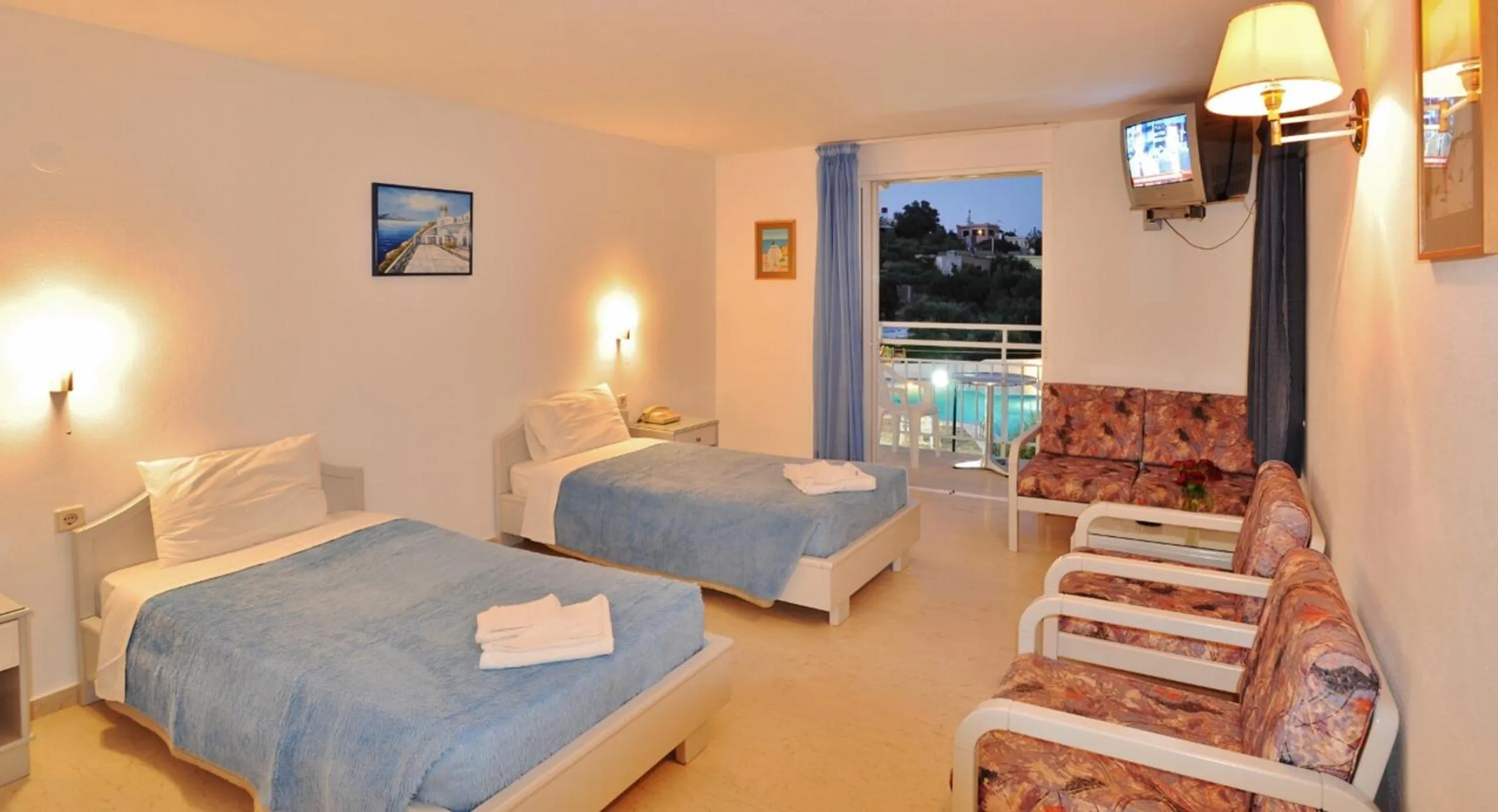 Bedroom in Primavera Paradise Apartments