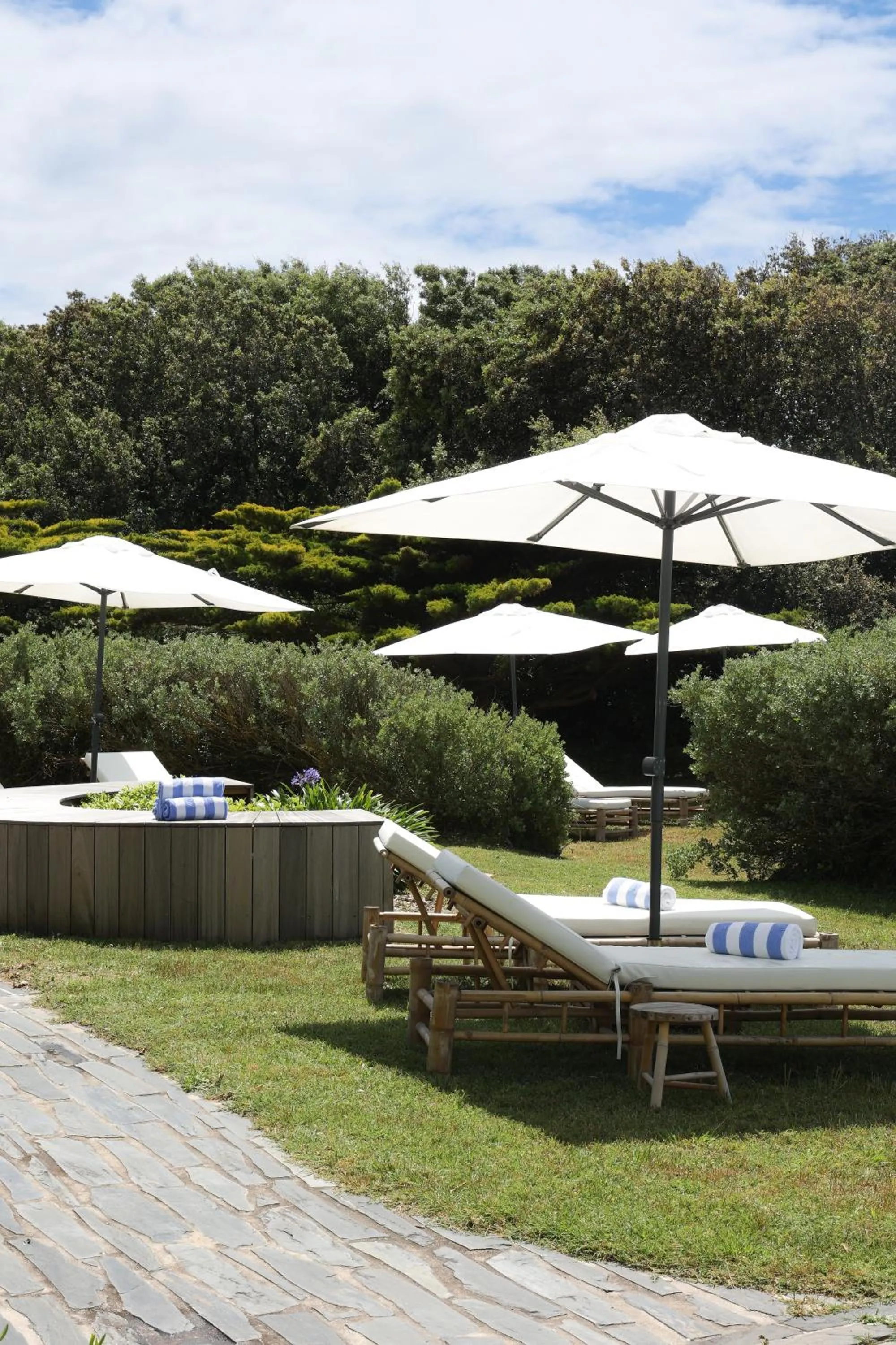 Garden in Hôtel & Spa Le Grand Large