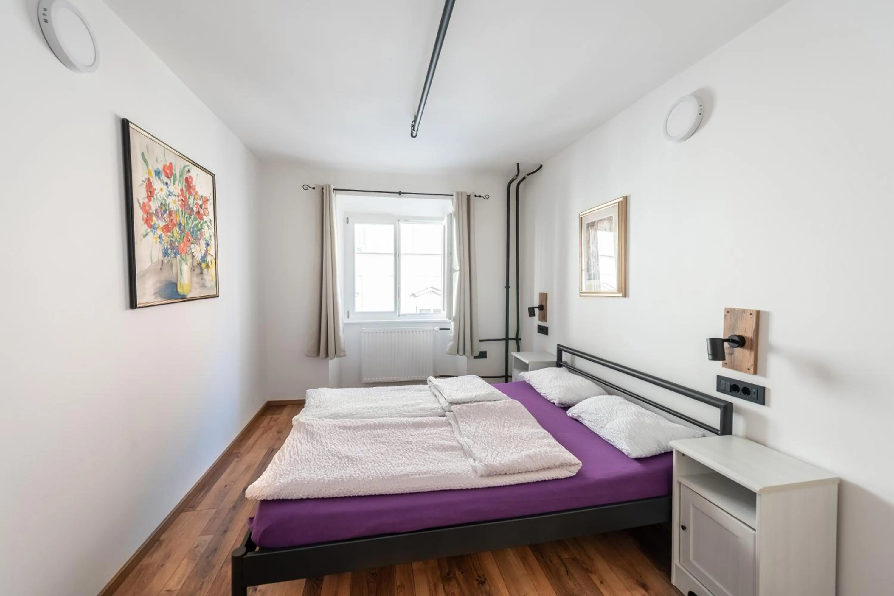 Double Room in AdHoc Hostel