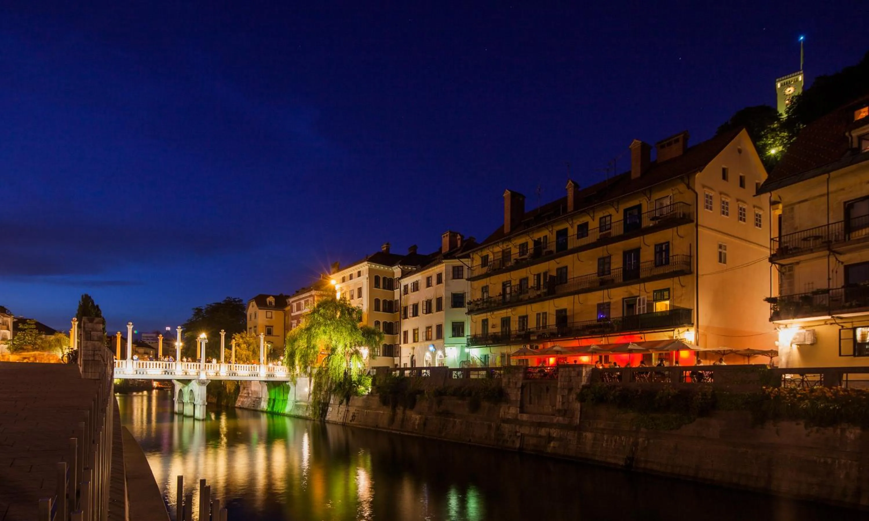 AdHoc Hostel
