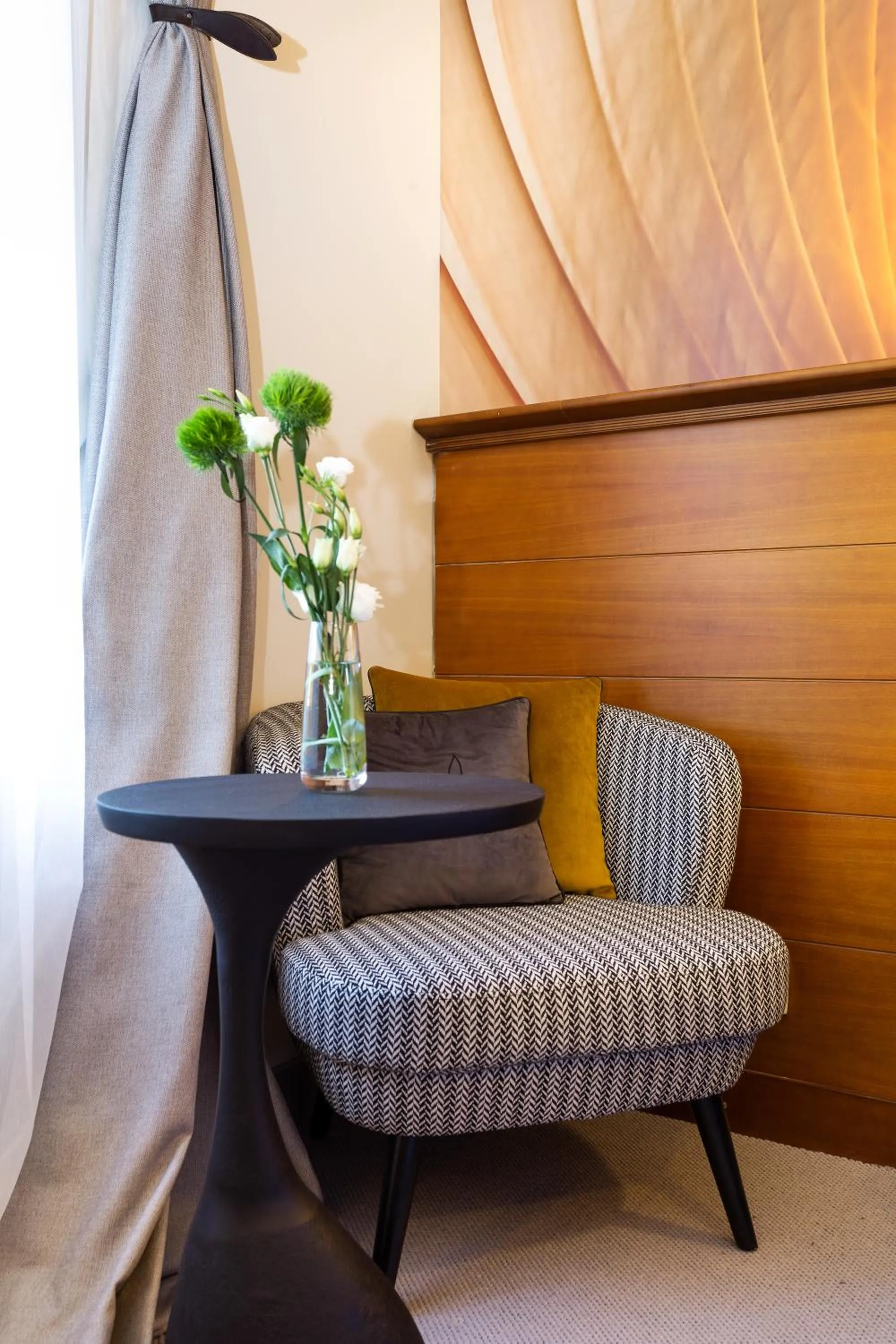 Seating area in Villa Sokol