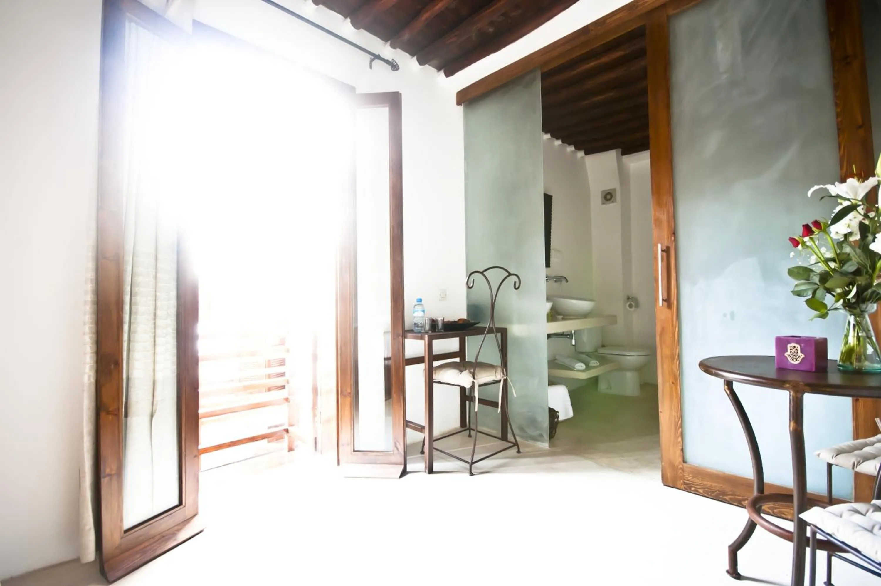 Bathroom in Riad El Maâti