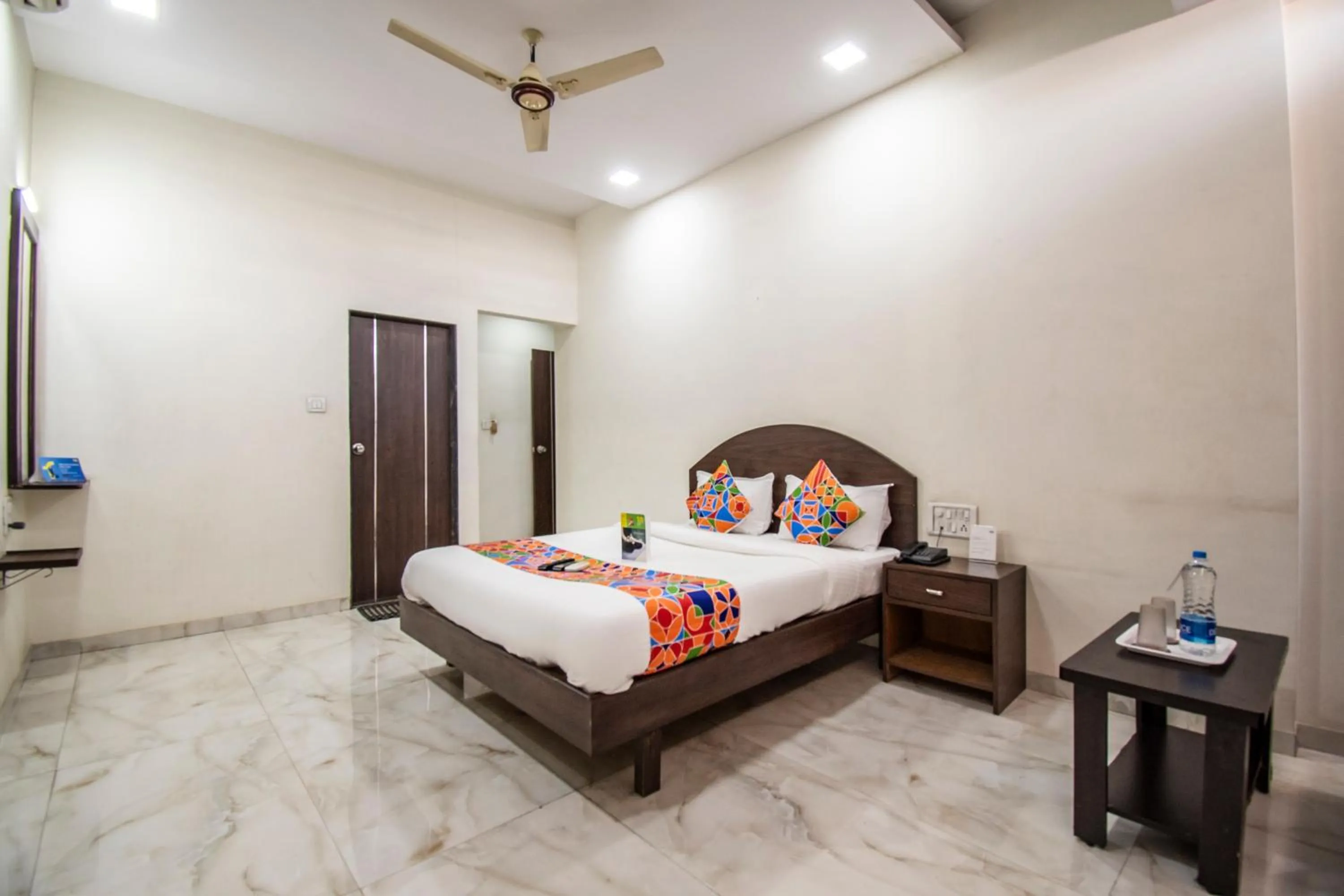 Deluxe Room - single occupancy in Hotel O Nashik Near Vijay Mamta Theatre formerly Sahara Inn