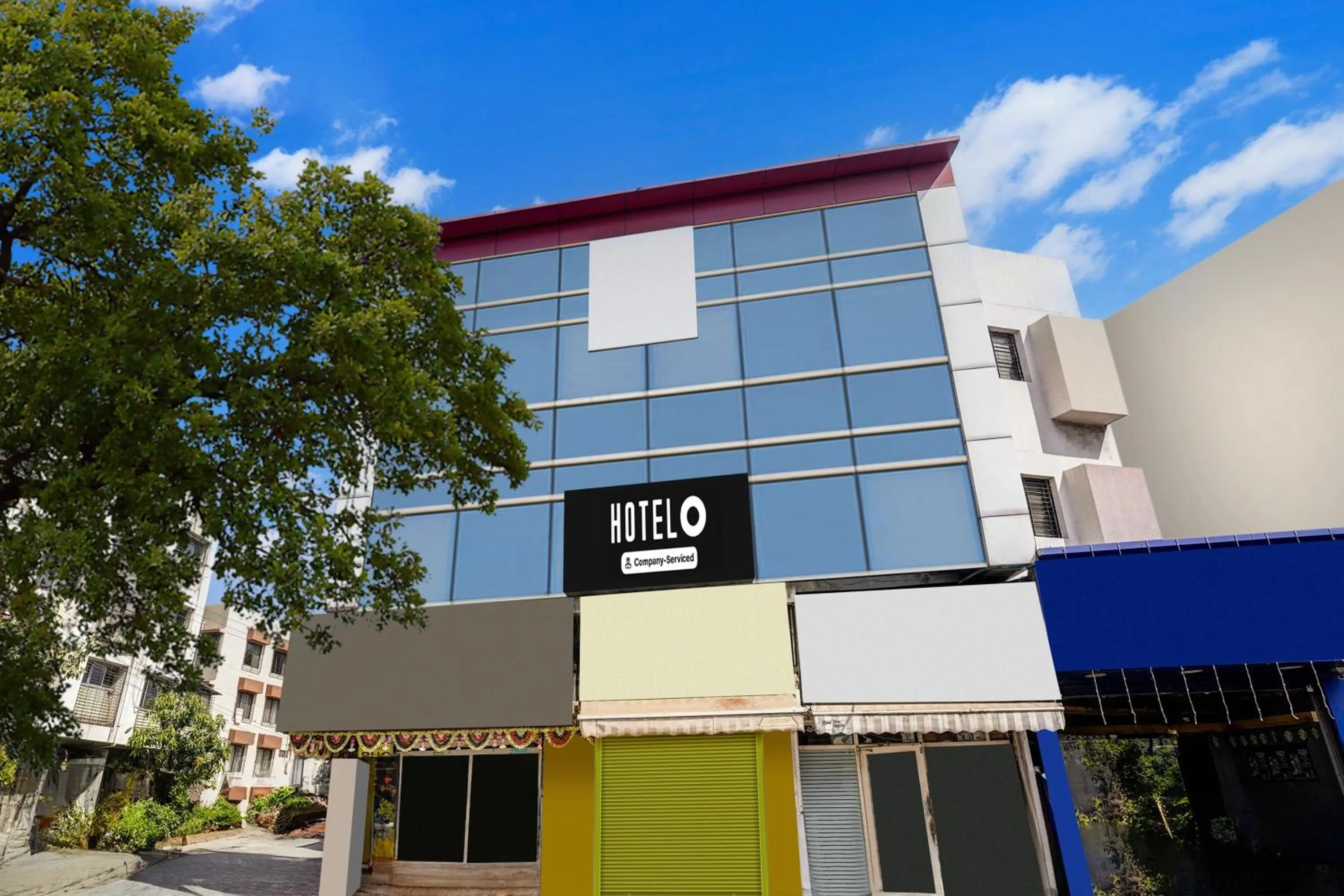 Facade/entrance in FabHotel Sahara Inn - Nr Vijay Mamta Theatre, Nashik Road