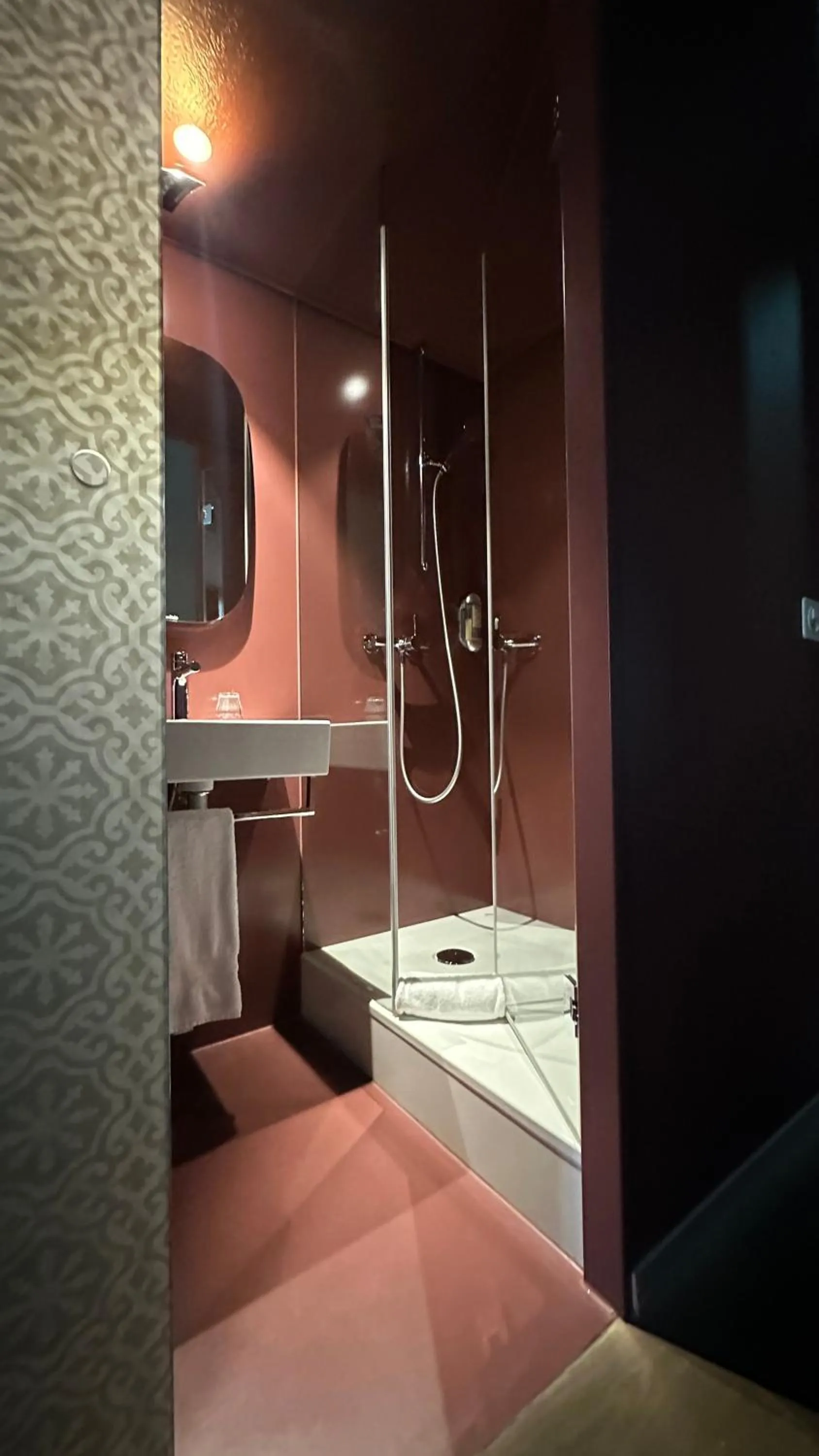 Bathroom in Hotel Emmental