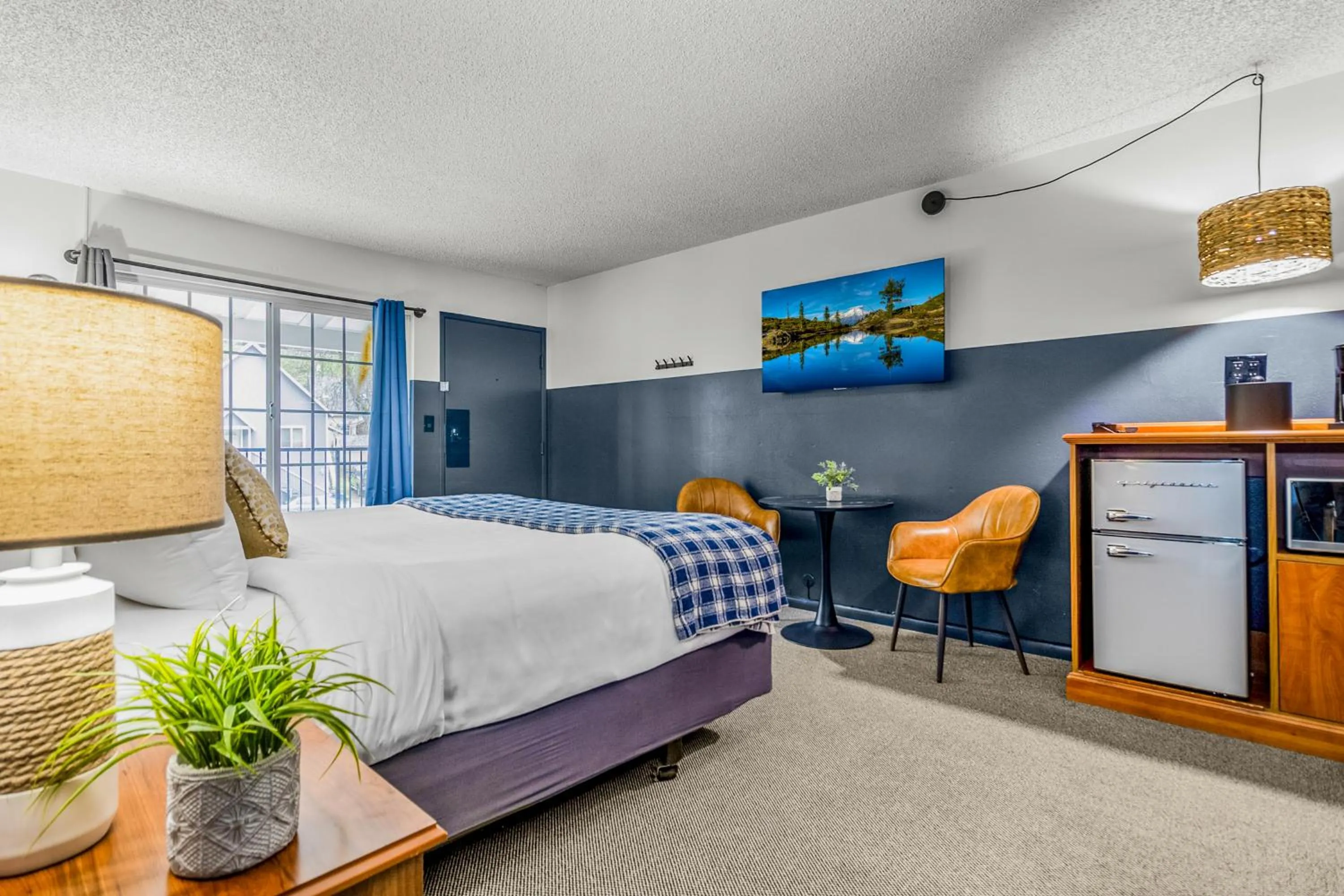 Bedroom, Bed in The Angler Lodge