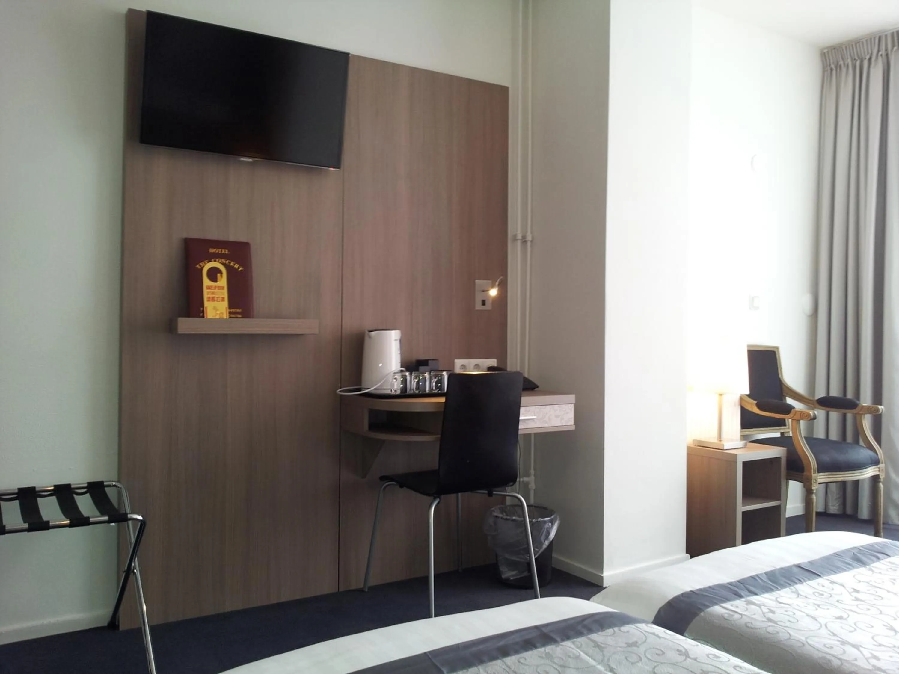 Bed in The Concert Hotel