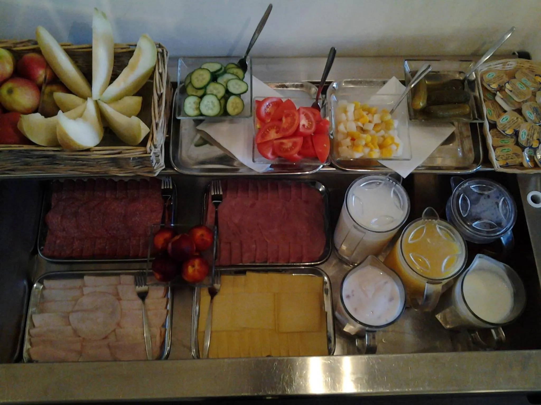 Food and drinks in The Concert Hotel