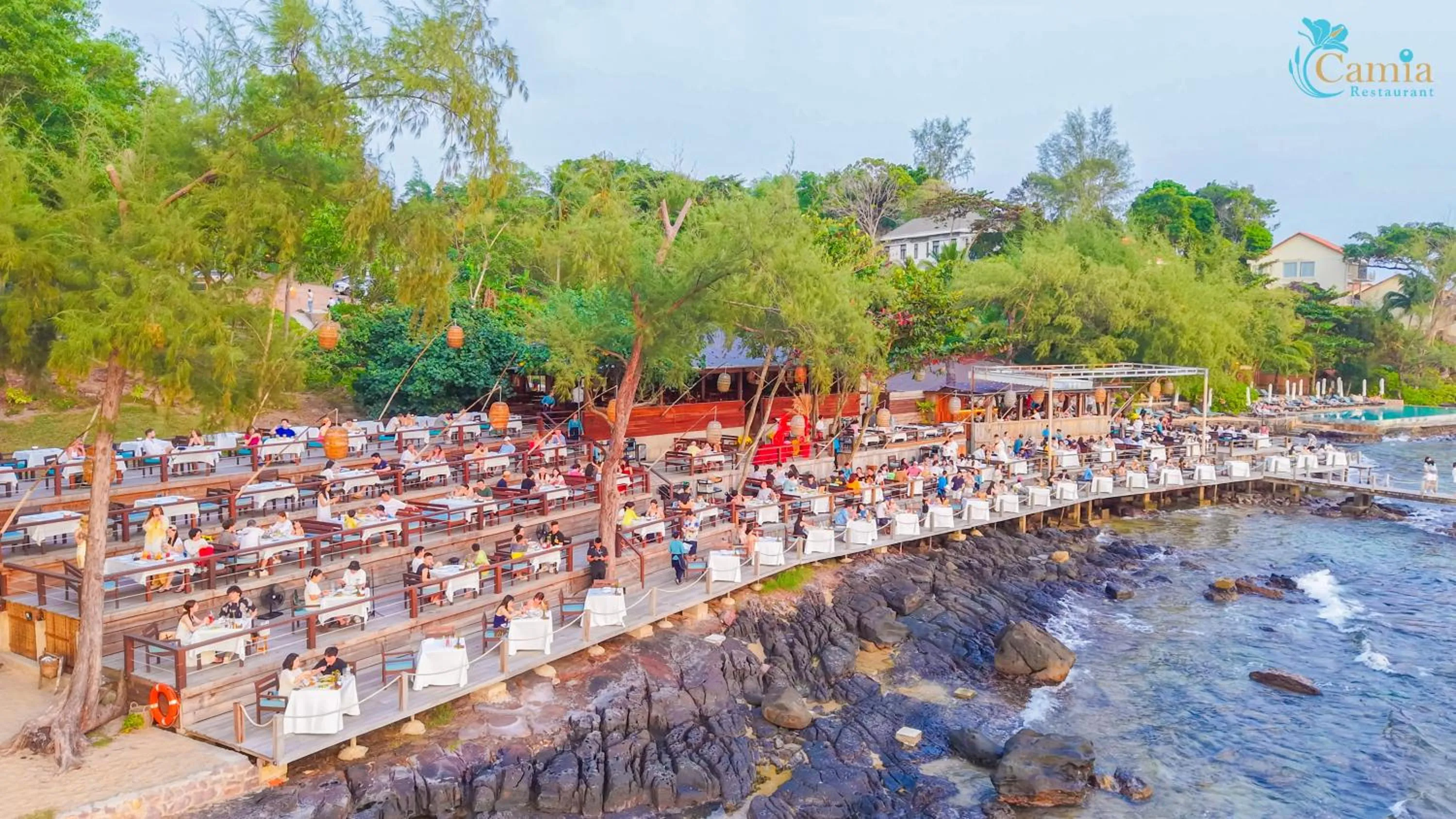 Restaurant/places to eat in Camia Resort & Spa