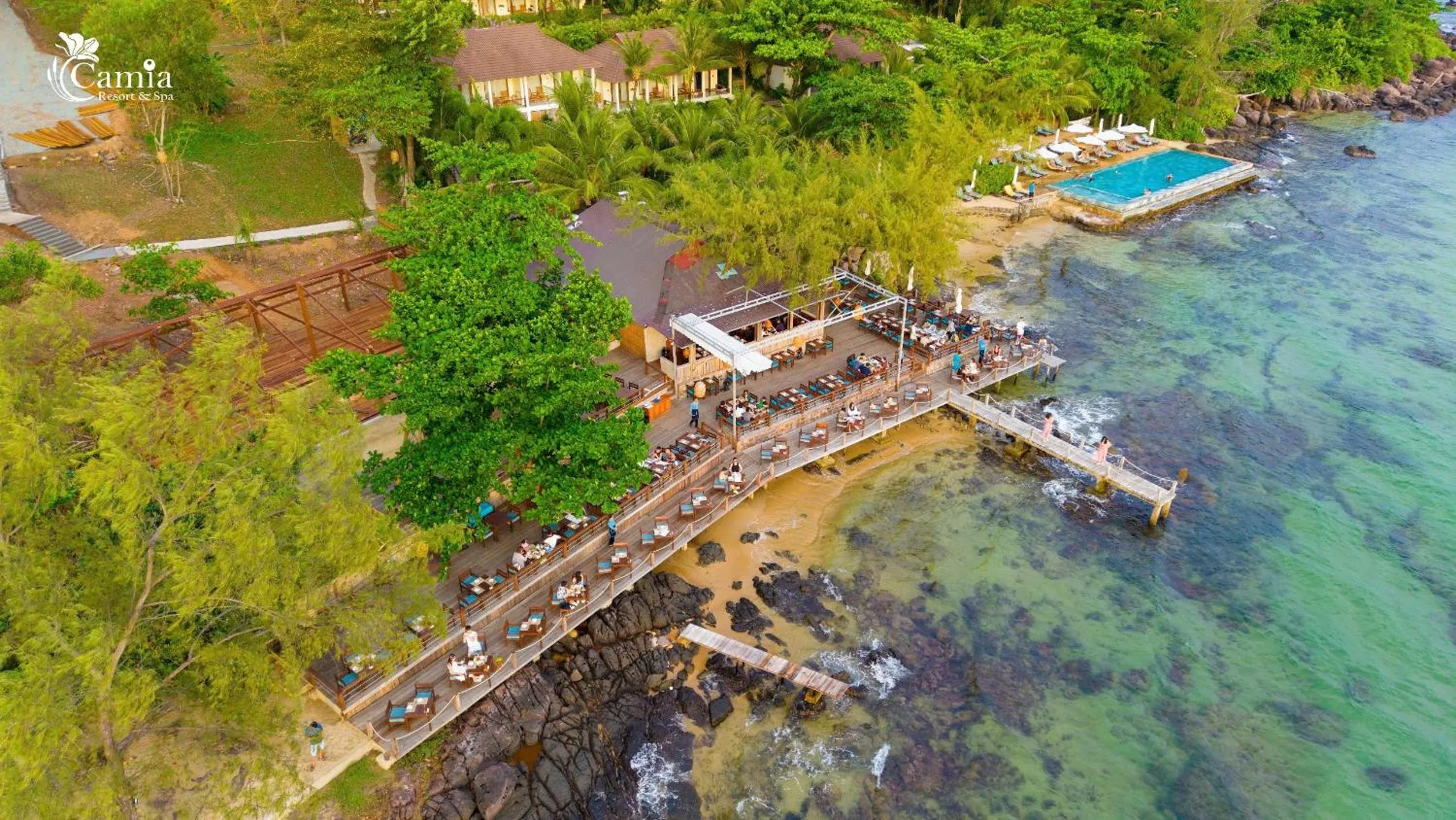 Restaurant/places to eat in Camia Resort & Spa