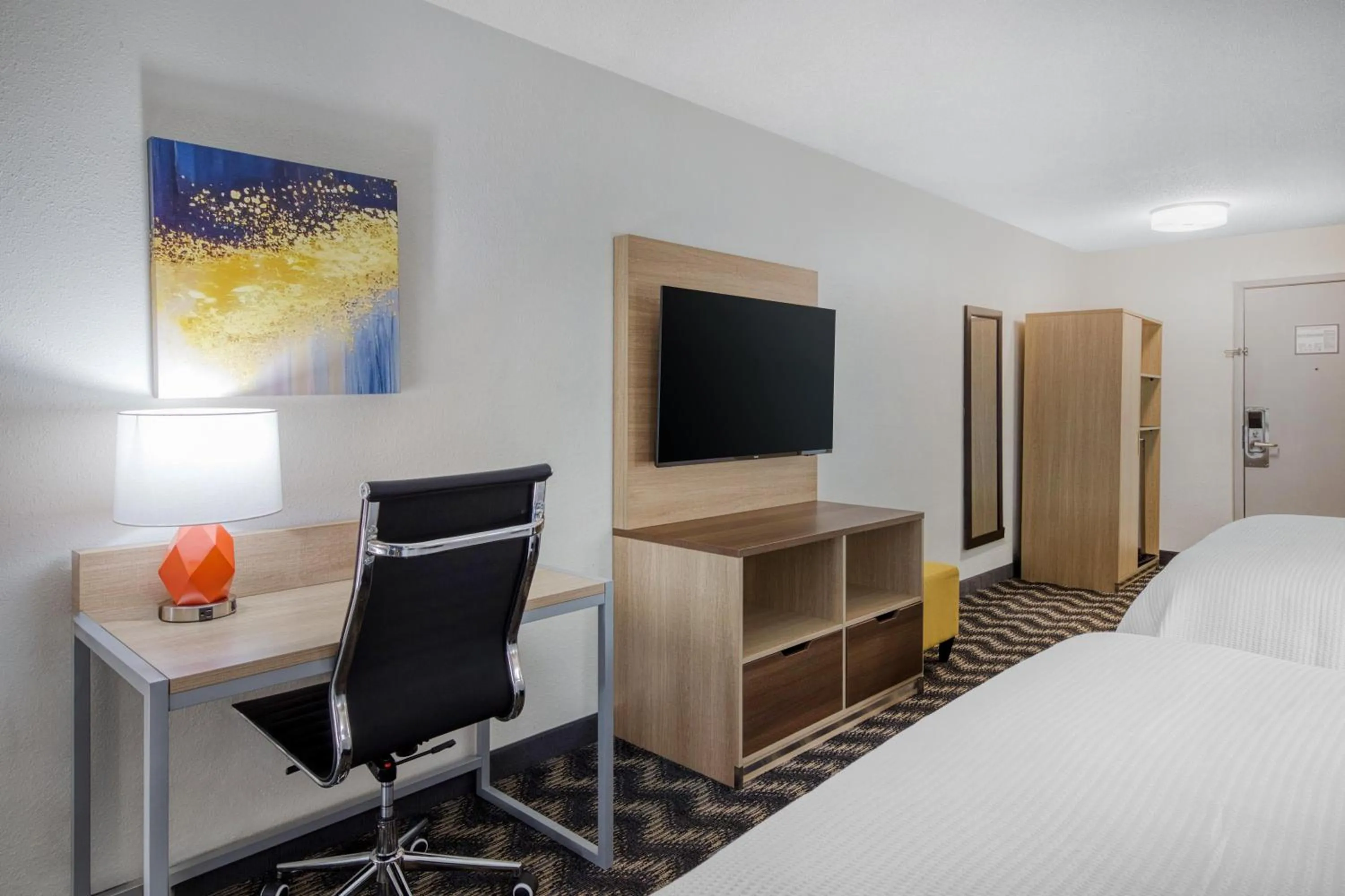 Bedroom, Bed in Best Western Greensboro Coliseum Inn