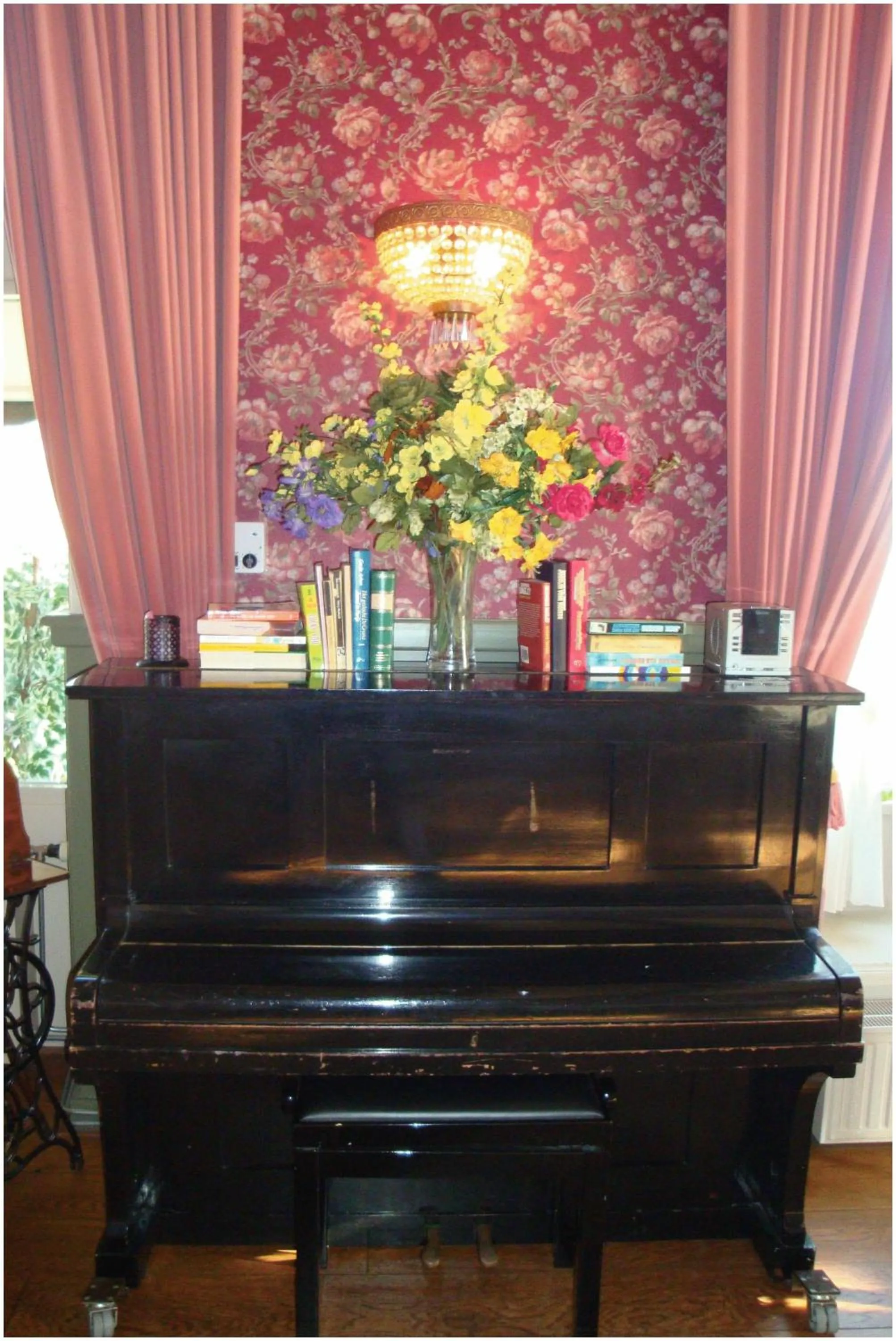 Decorative detail in Hostel Herberg de Esborg Scheemda