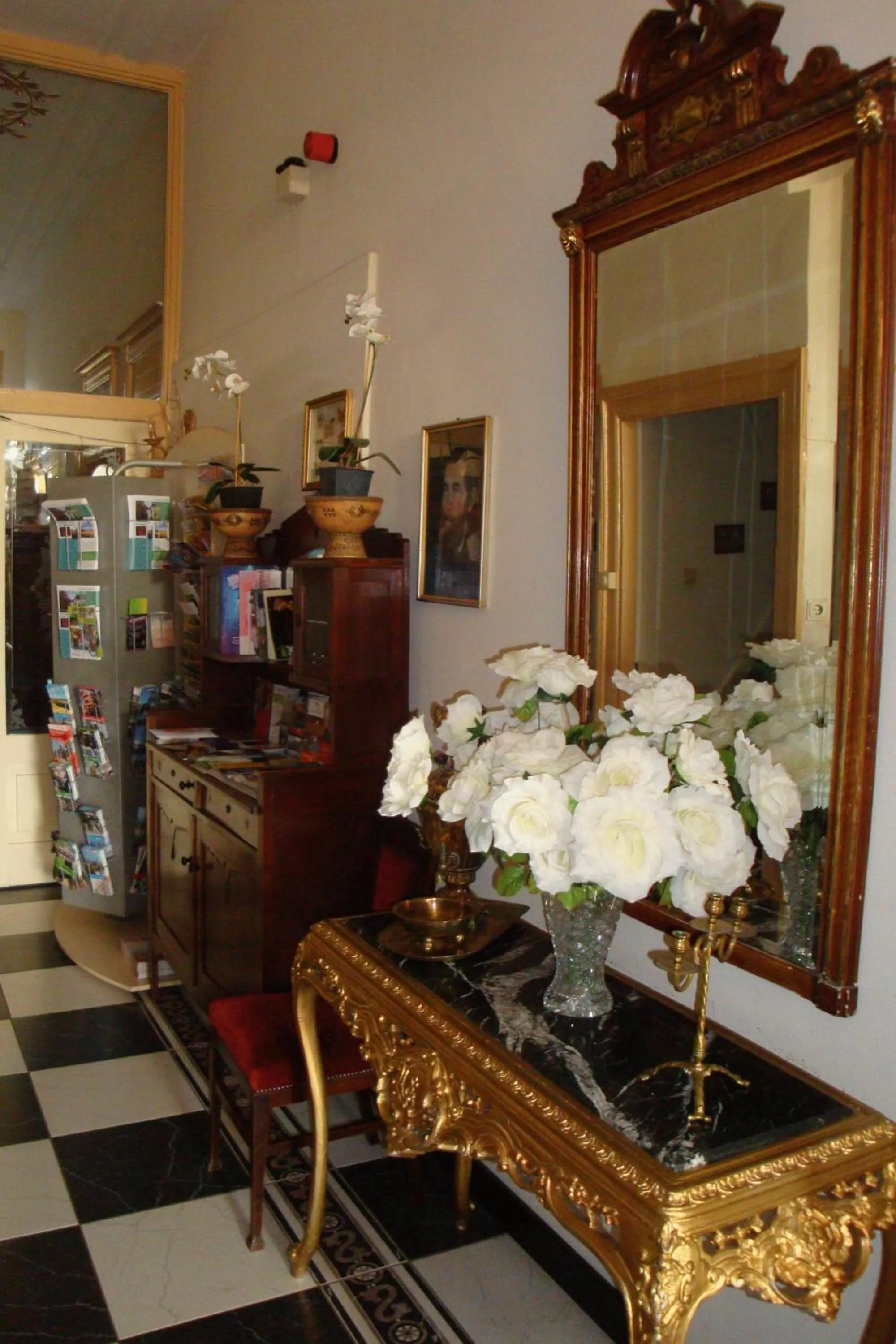 Decorative detail in Hostel Herberg de Esborg Scheemda