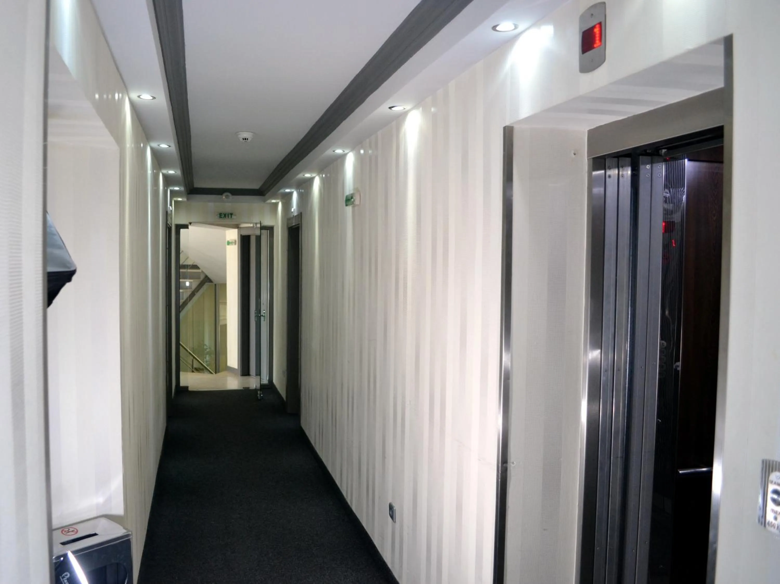 Property building in Elate Plaza Hotel