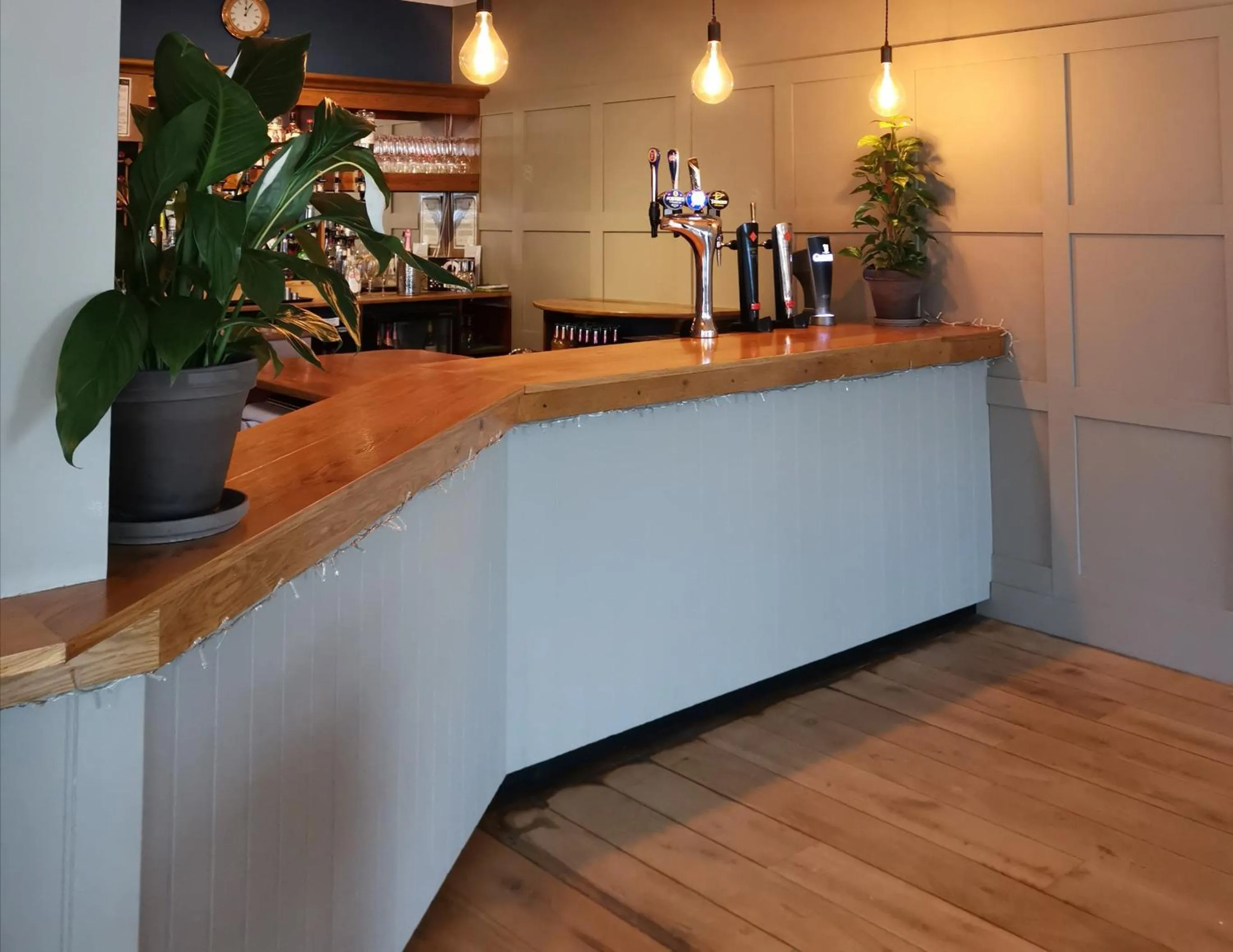 Lounge or bar in The River Haven Hotel