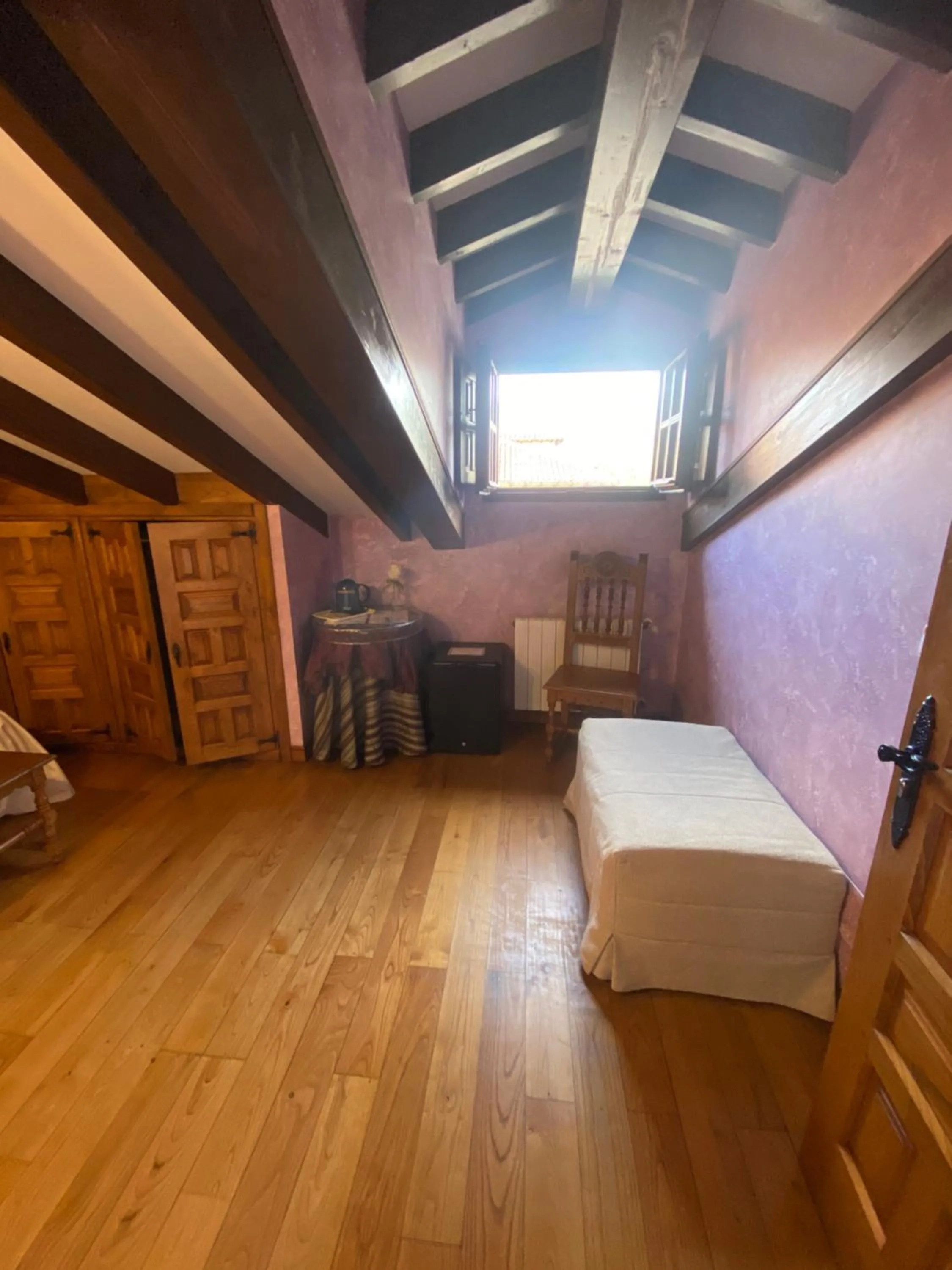 Photo of the whole room in Posada Araceli