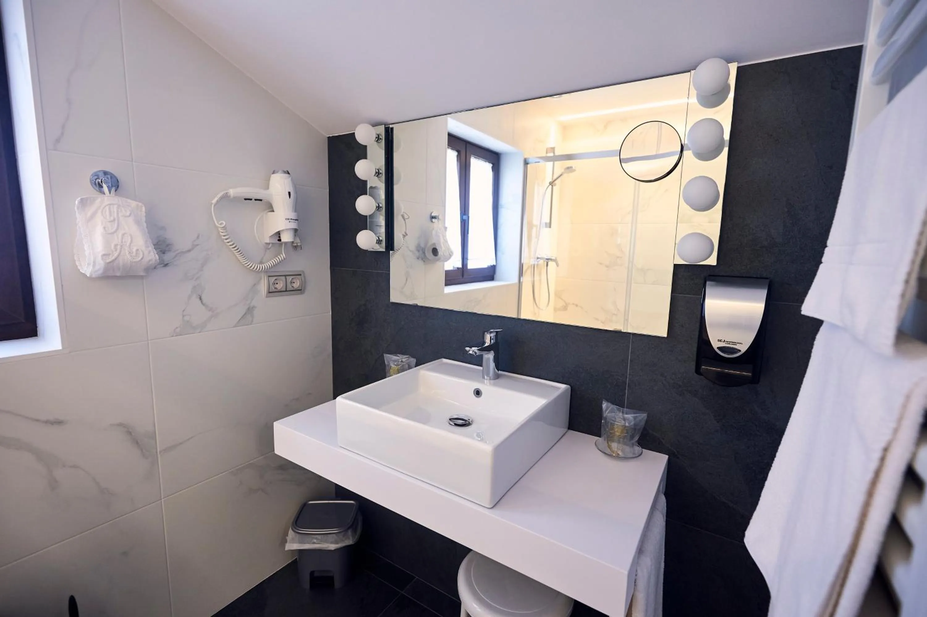 Bathroom in Posada Araceli