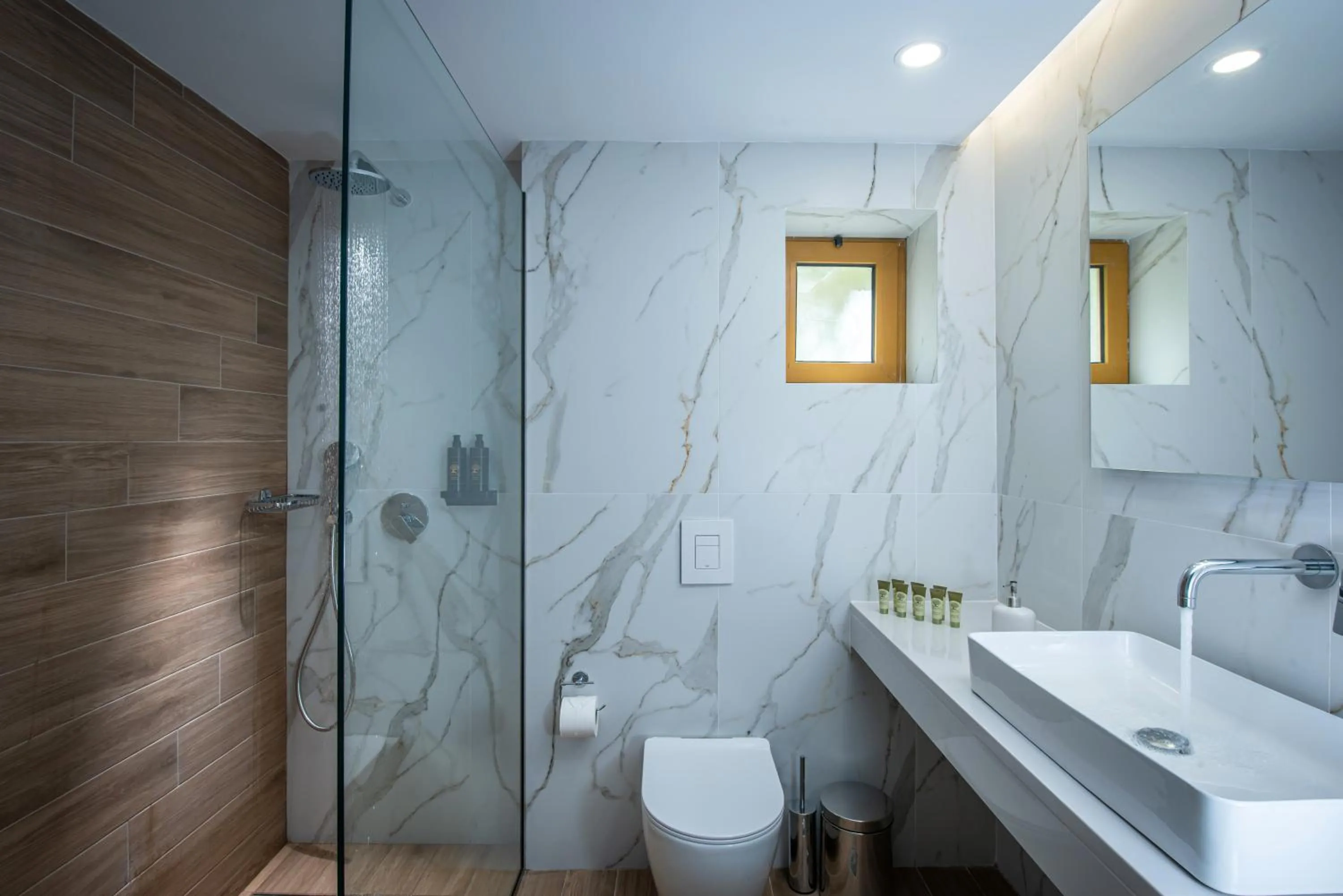 Shower in Mary Hotel & Mary Royal Suites