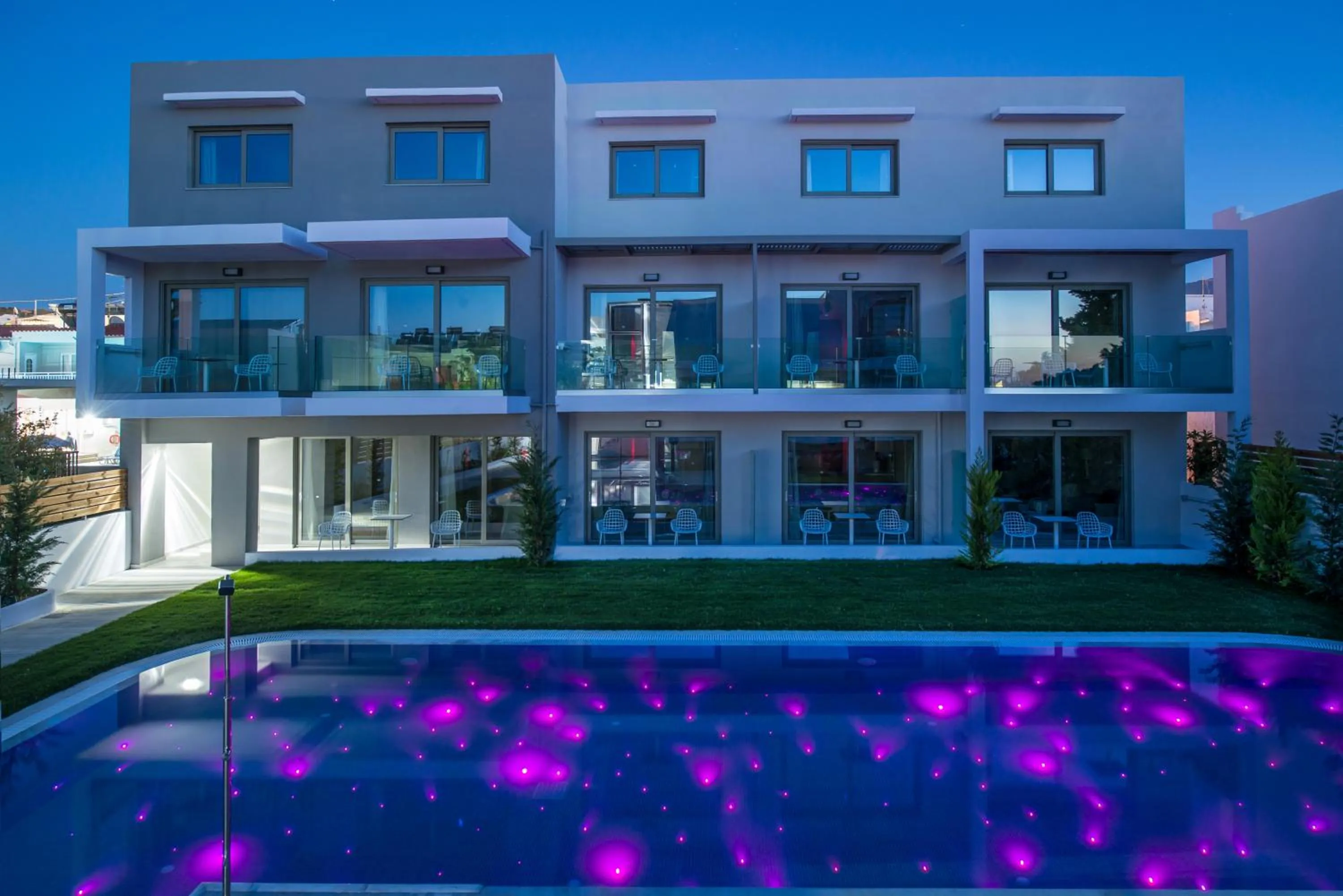 Property building in Mary Hotel & Mary Royal Suites