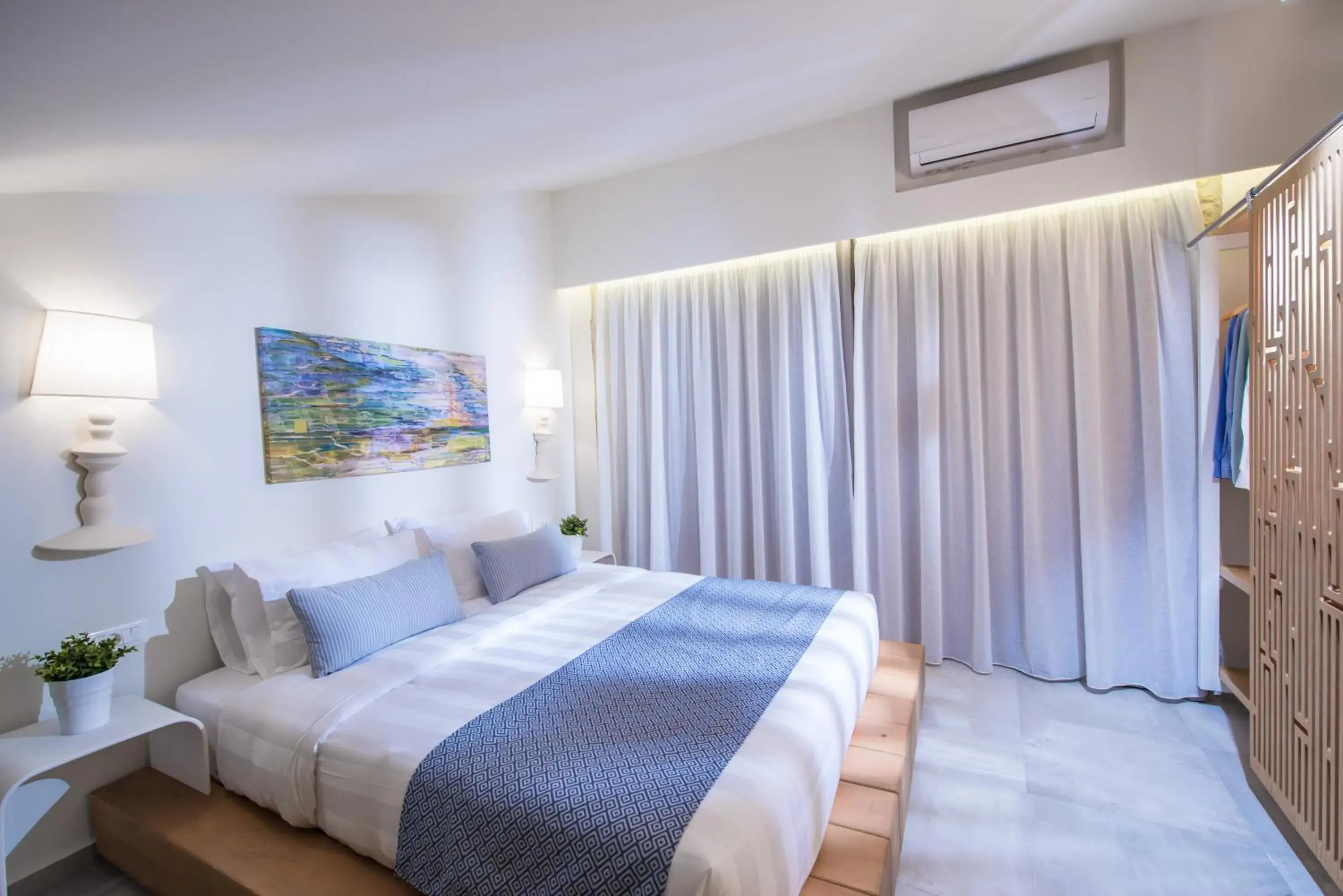 Suite - Semi-Basement in Mary Hotel & Mary Royal Suites Suite - Semi-Basement in Mary Hotel & Mary Royal Suites
