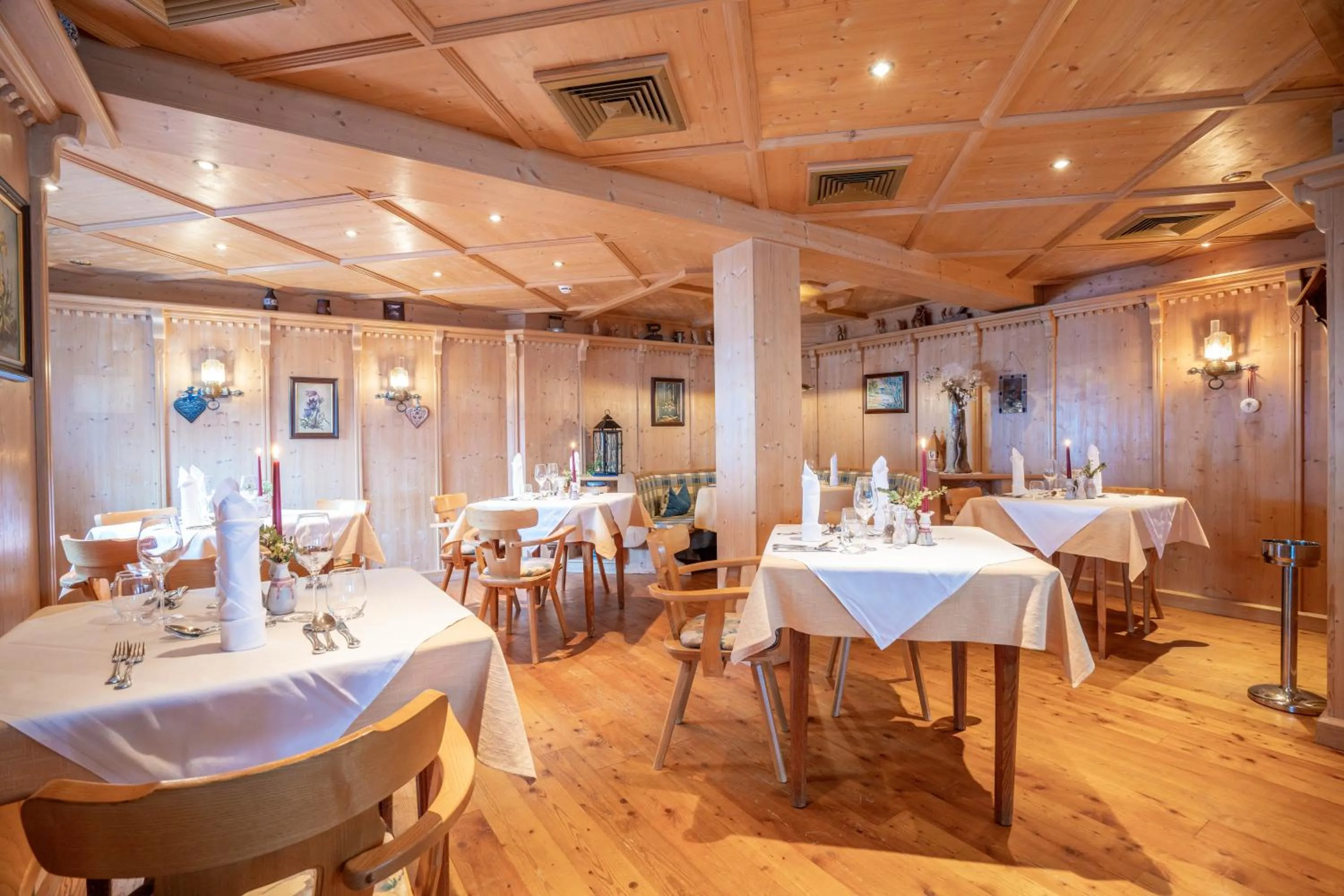 Restaurant/places to eat in Alpin Panoramahotel Lärchenhof