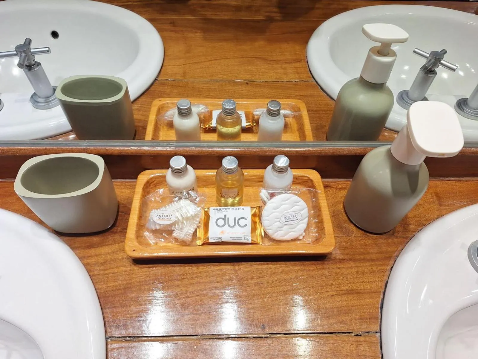 Hostería Antares Patagonia by Visionnaire