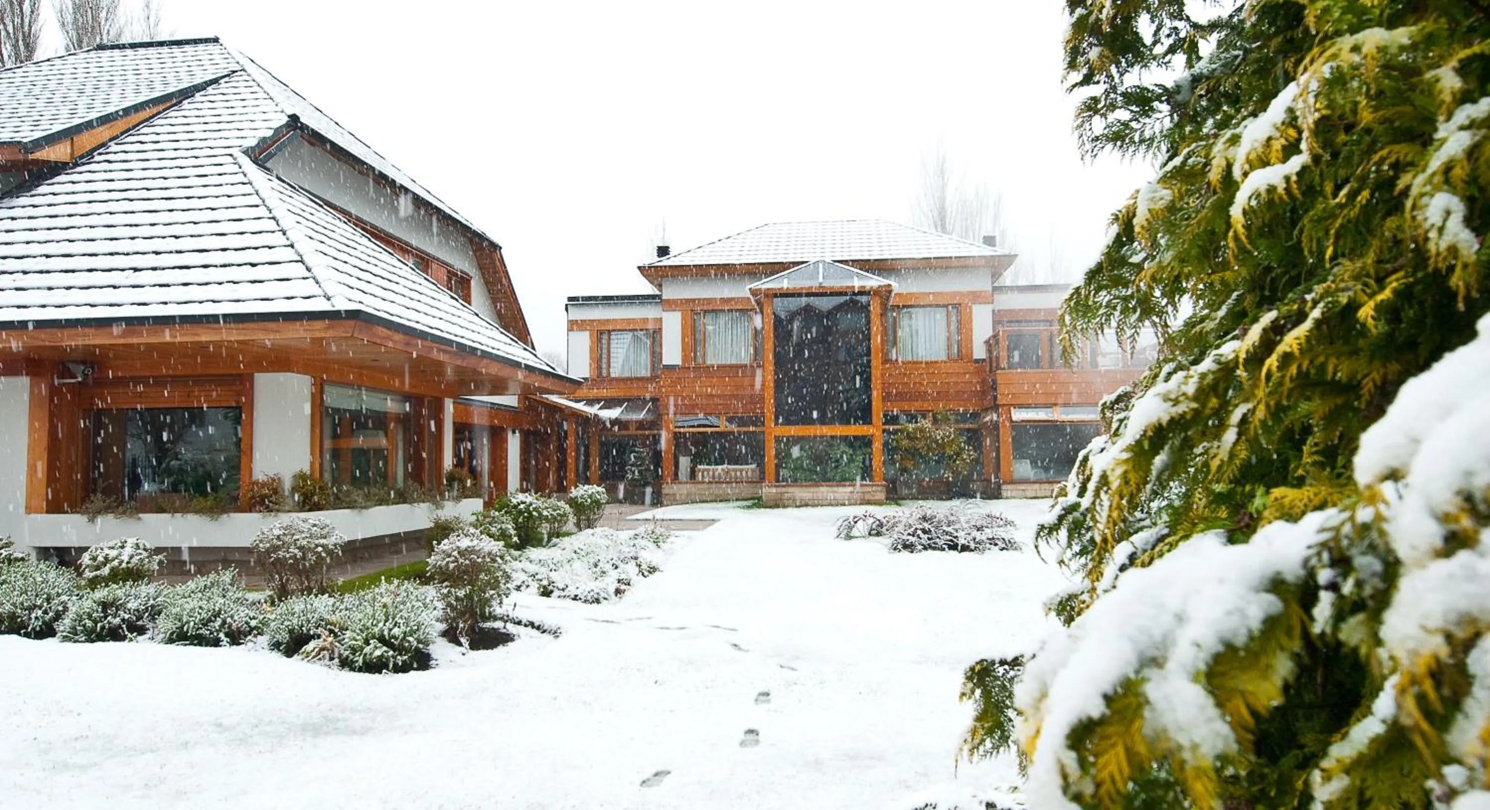 Hostería Antares Patagonia by Visionnaire