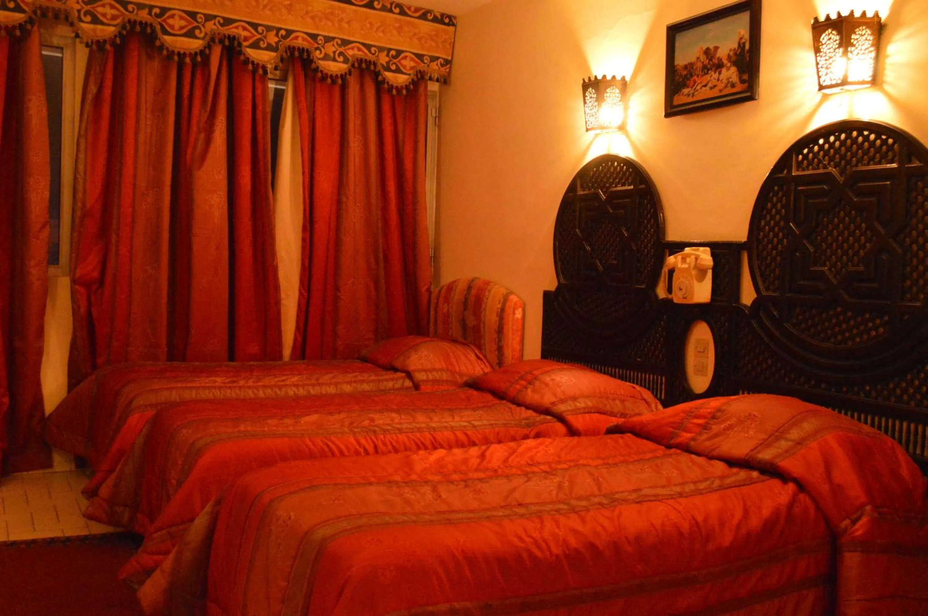 Bedroom, Bed in Hotel Amalay
