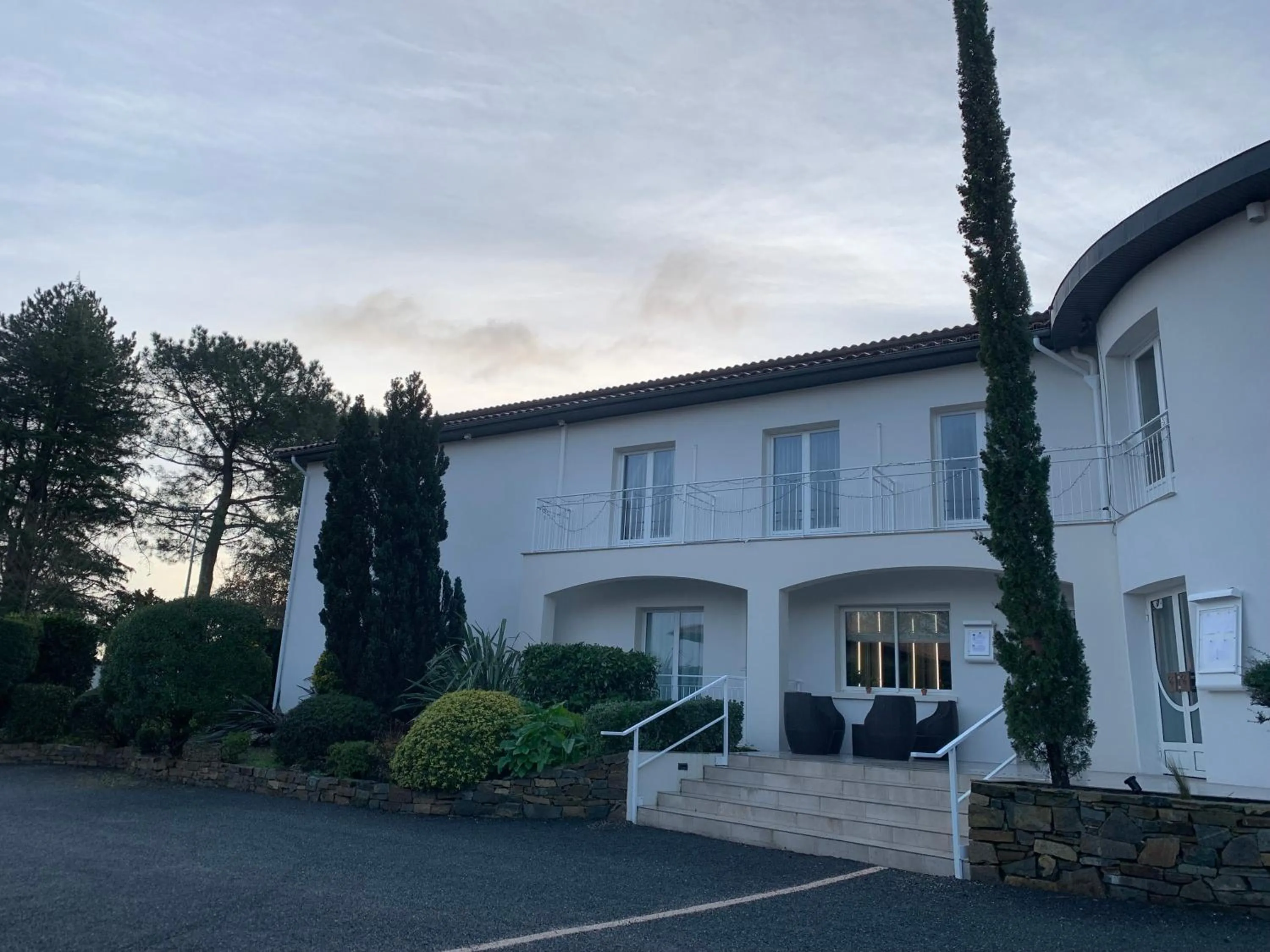 Facade/entrance in Les Criquets Hôtel & Spa