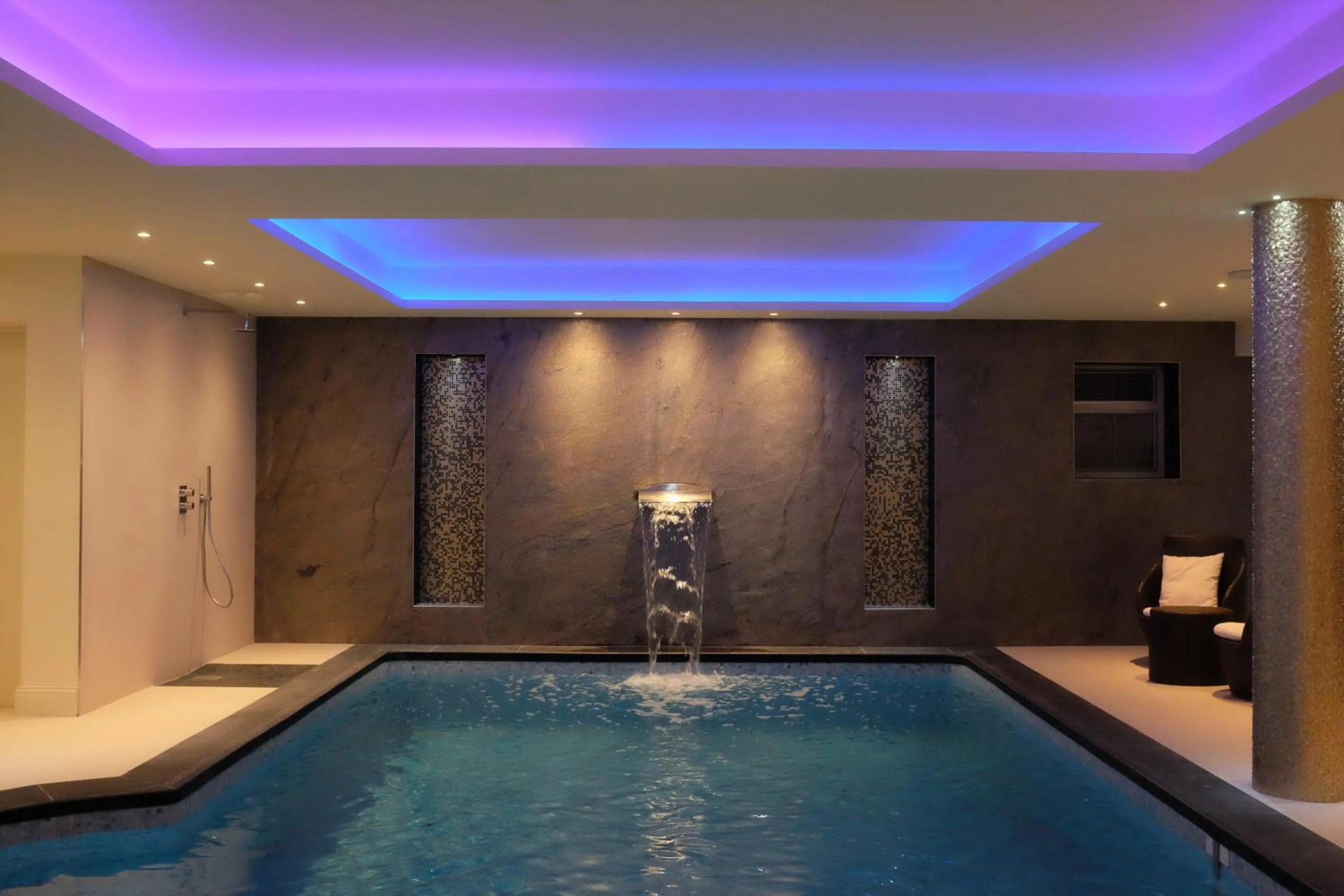 Swimming pool in Les Criquets Hôtel & Spa