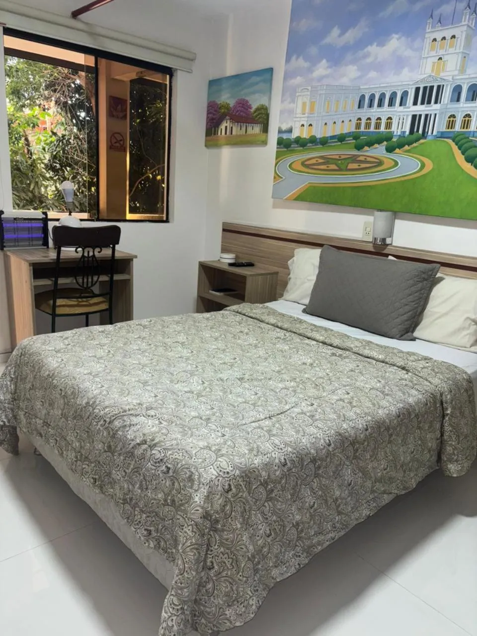 Bed in Aparthotel Maison Suisse