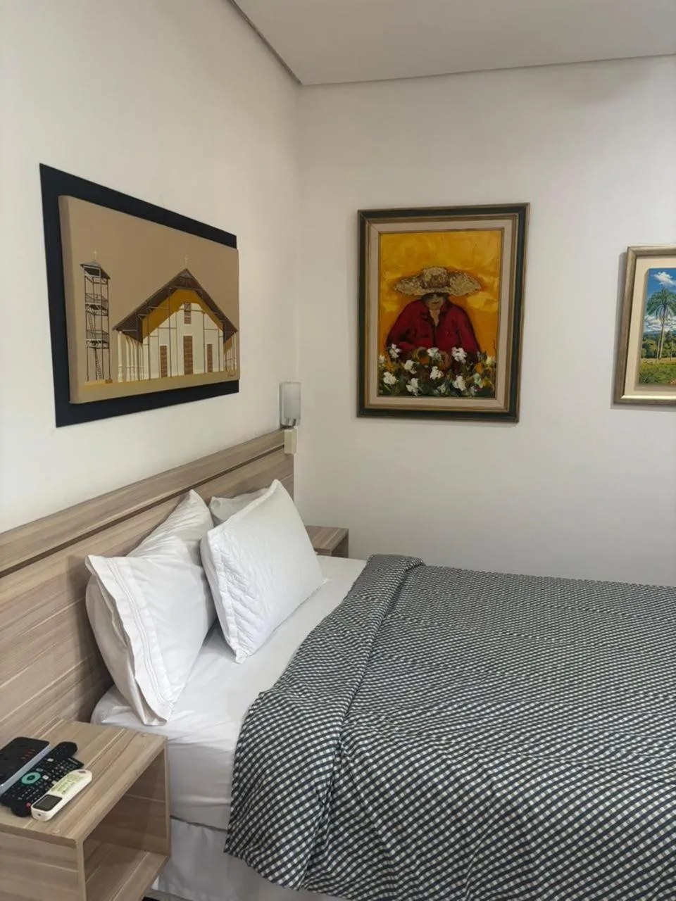 Bed in Aparthotel Maison Suisse