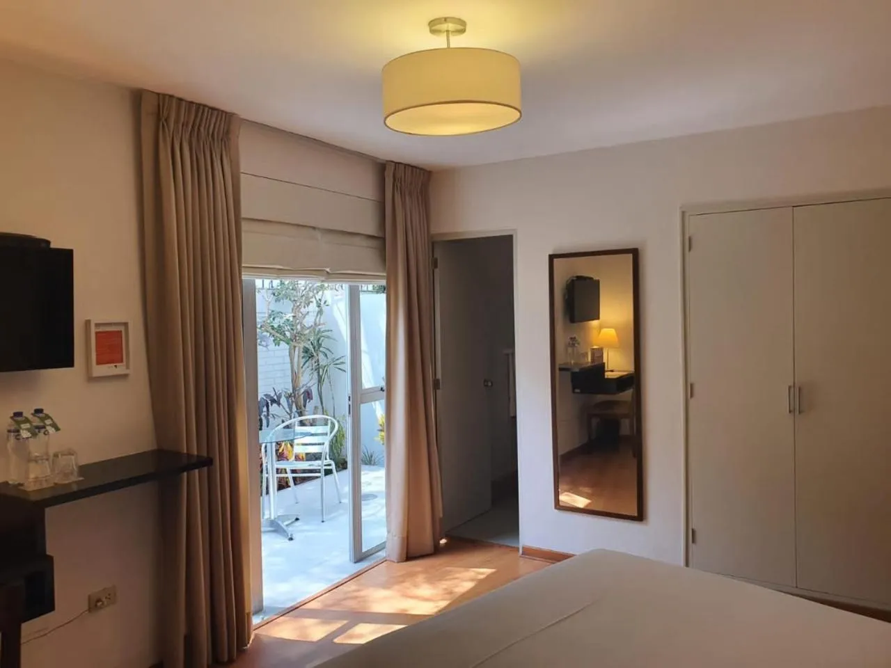 Bedroom, Bed in Girasoles Hotel