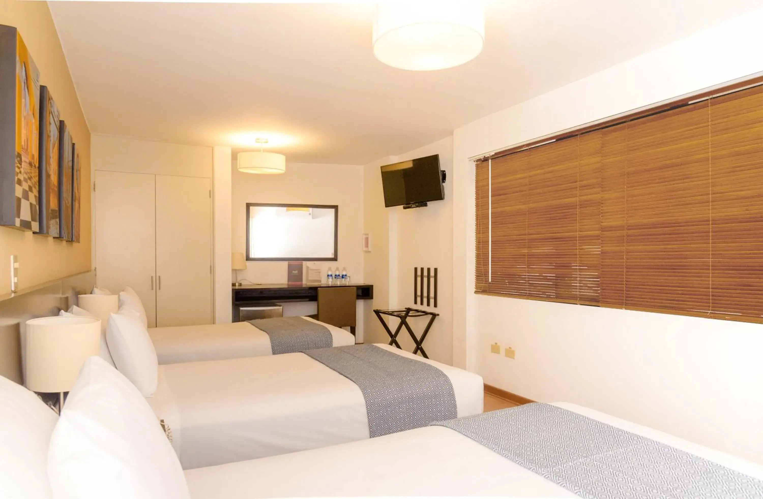 Bed in Girasoles Hotel Bed in Girasoles Hotel