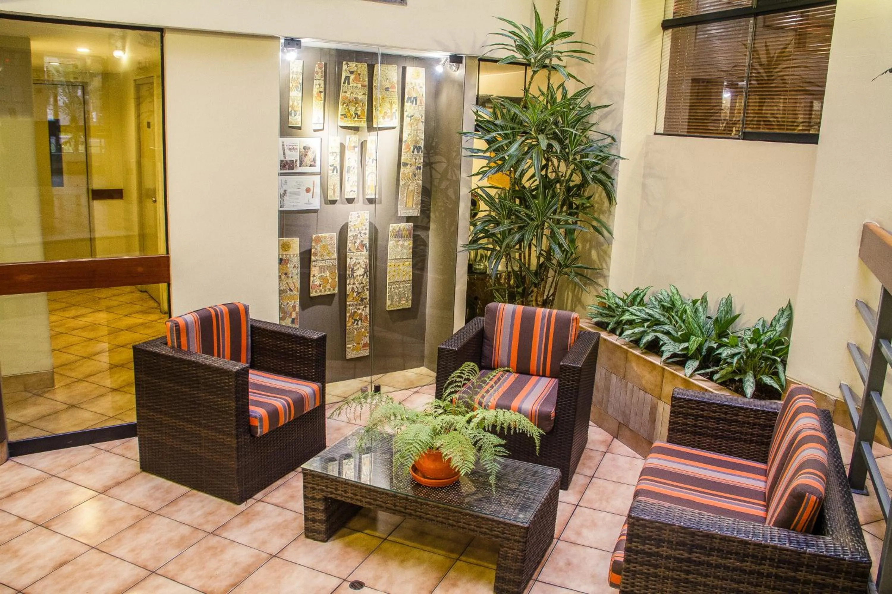 Patio in Girasoles Hotel