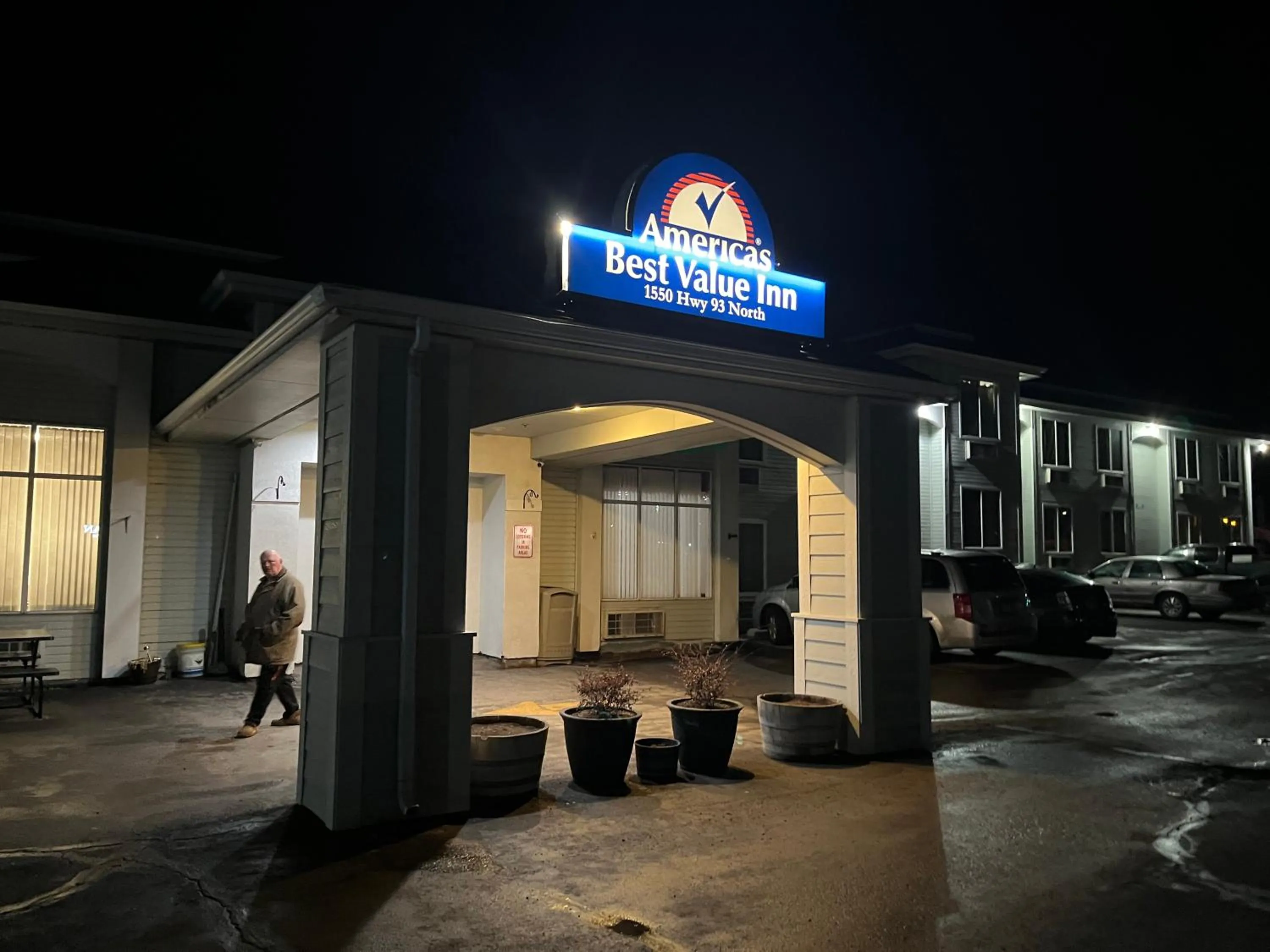 Property building in Americas Best Value Inn Kalispell