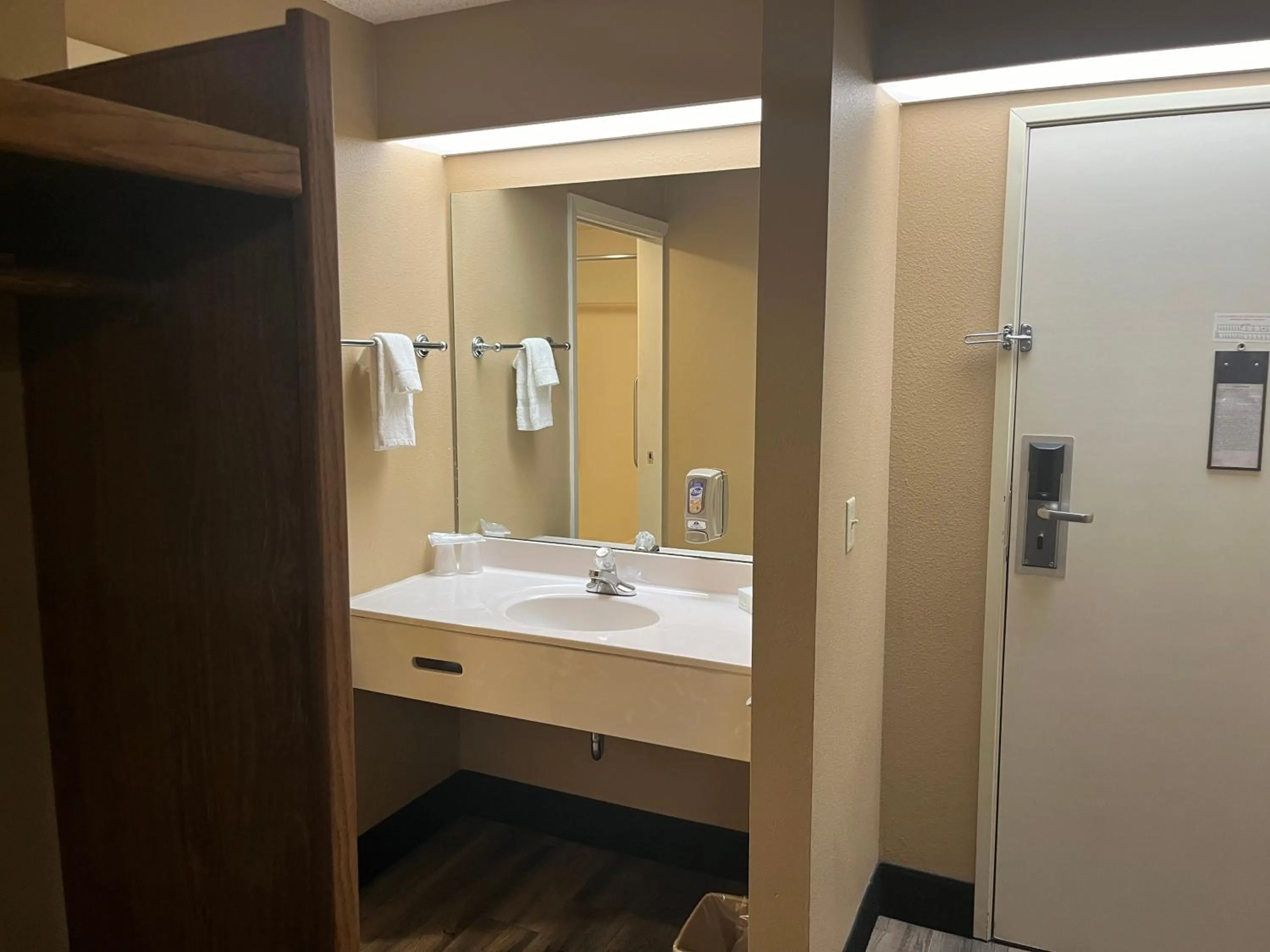 Bathroom in Americas Best Value Inn Kalispell