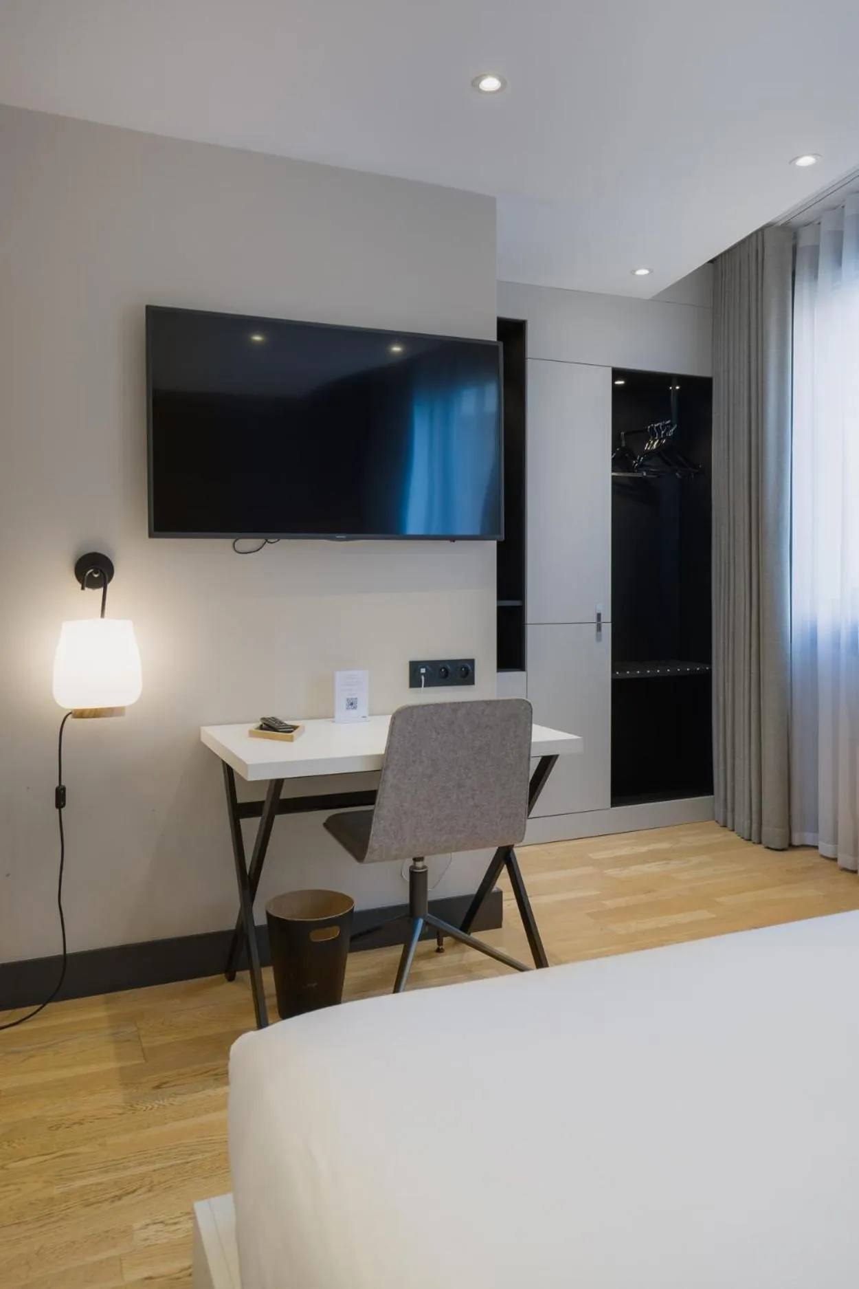 Bed in Maison Nô - Hôtel et Rooftop