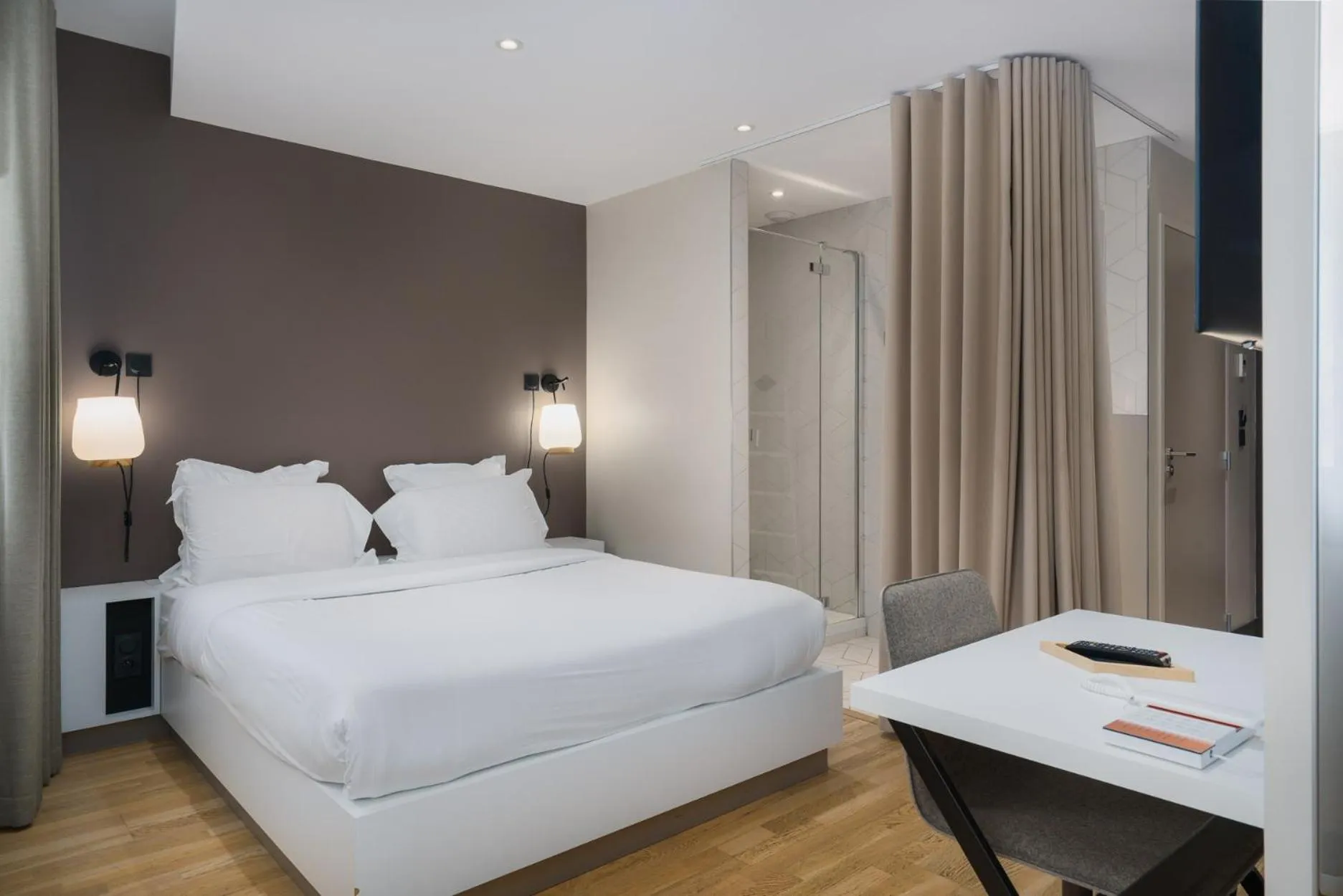 Bed in Maison Nô - Hôtel et Rooftop