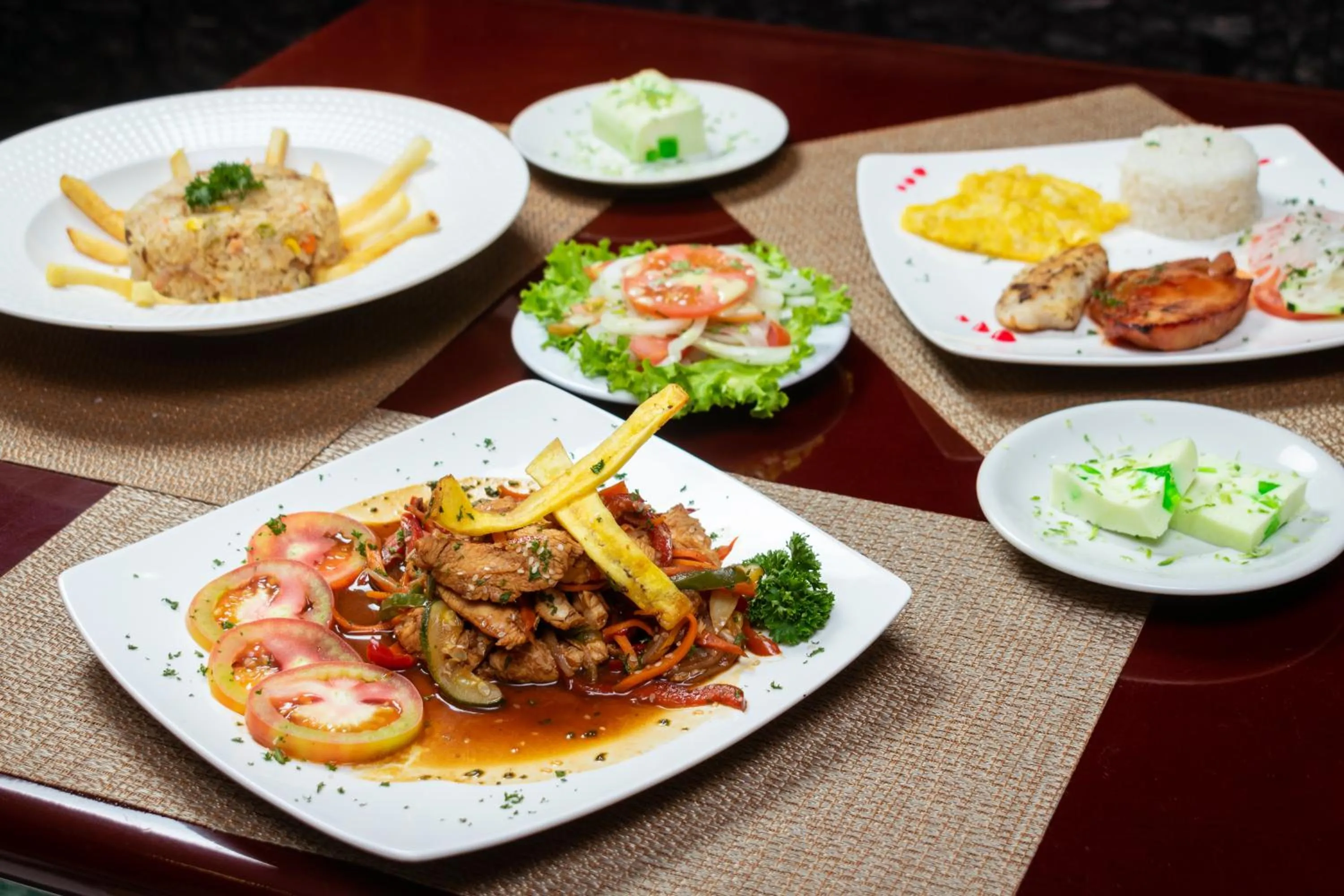 Restaurant/places to eat in Hotel Palmarena Plaza Rodadero