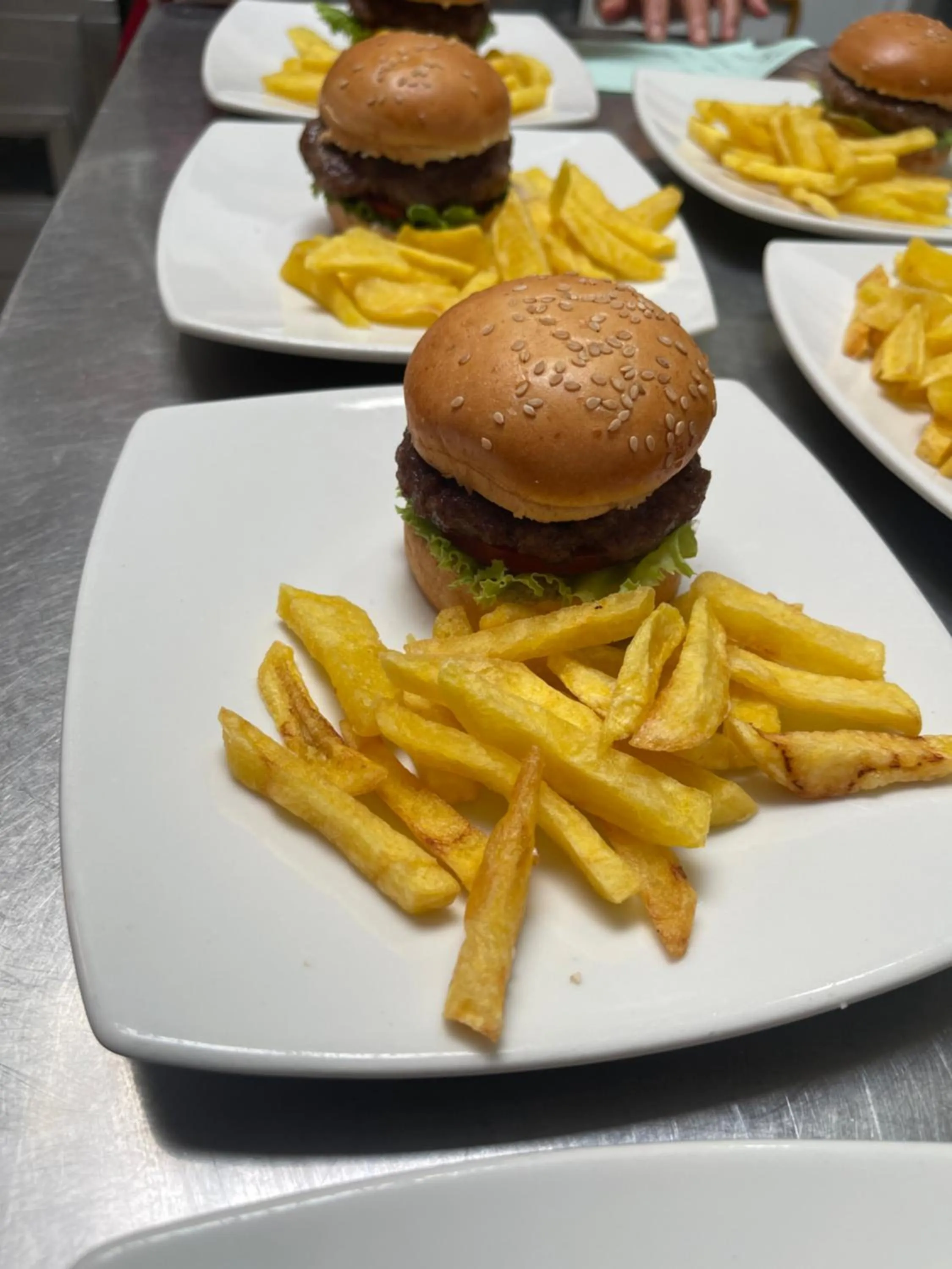 Restaurant/places to eat in Peru Star Apart-Hotel