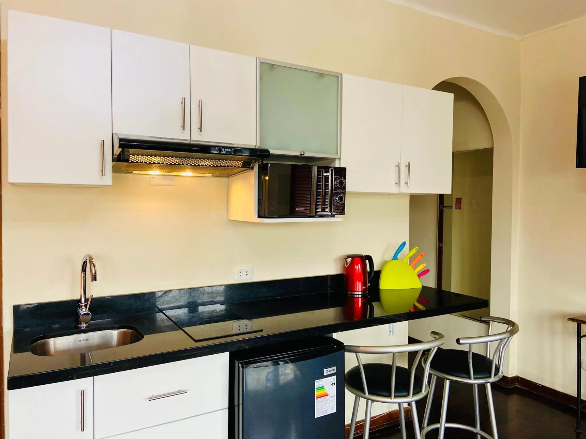 Kitchen or kitchenette in Peru Star Apart-Hotel