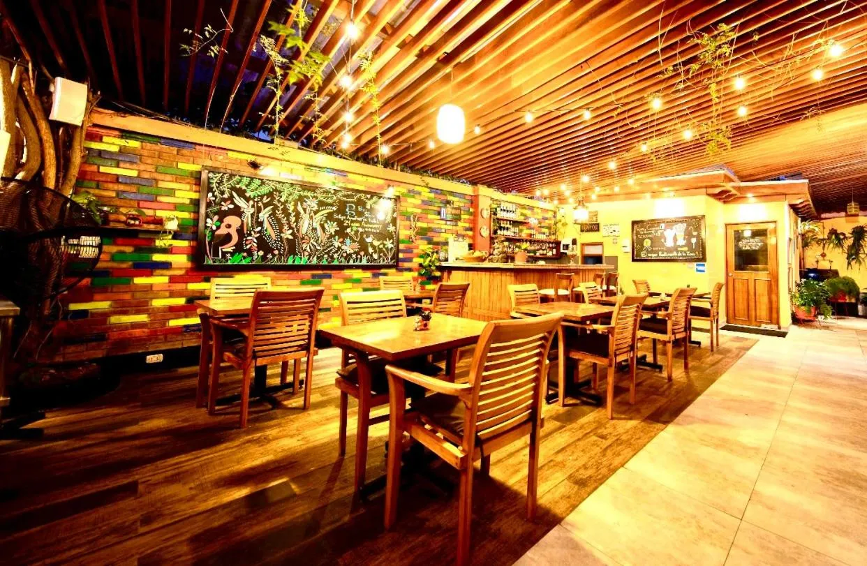 Restaurant/places to eat in Peru Star Apart-Hotel