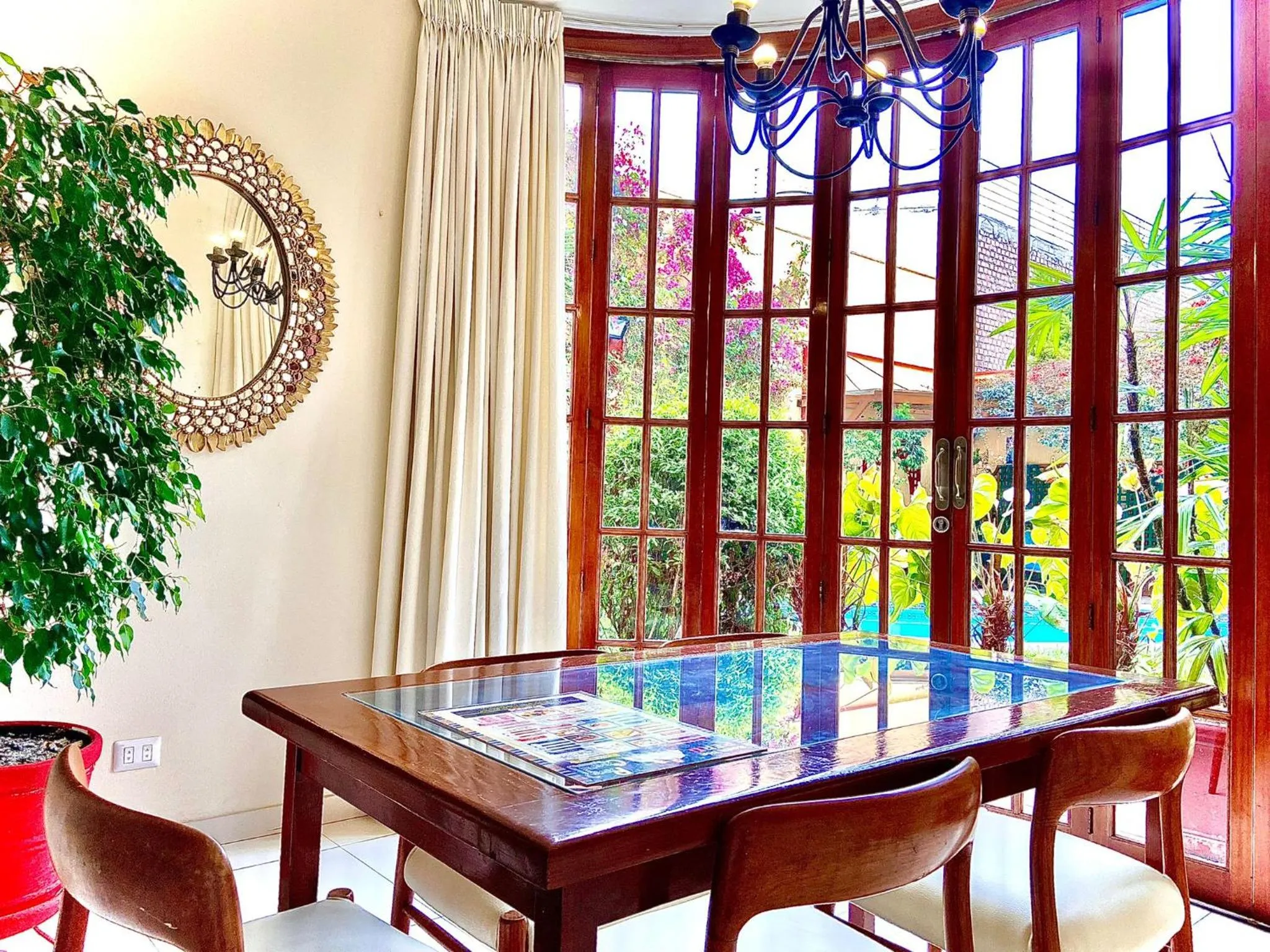 Dining area in Peru Star Apart-Hotel