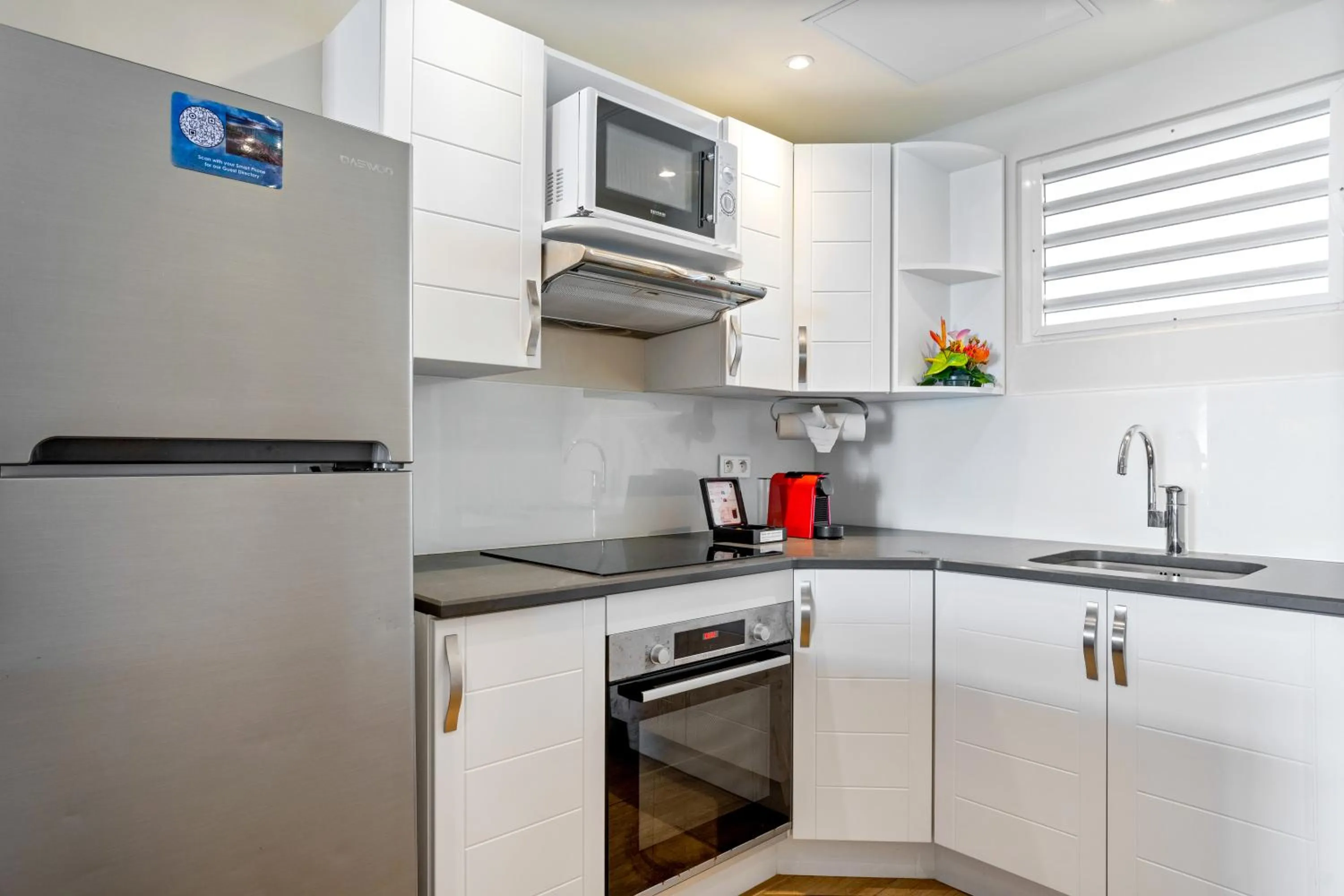 Coffee/tea facilities in Grand Case Beach Club